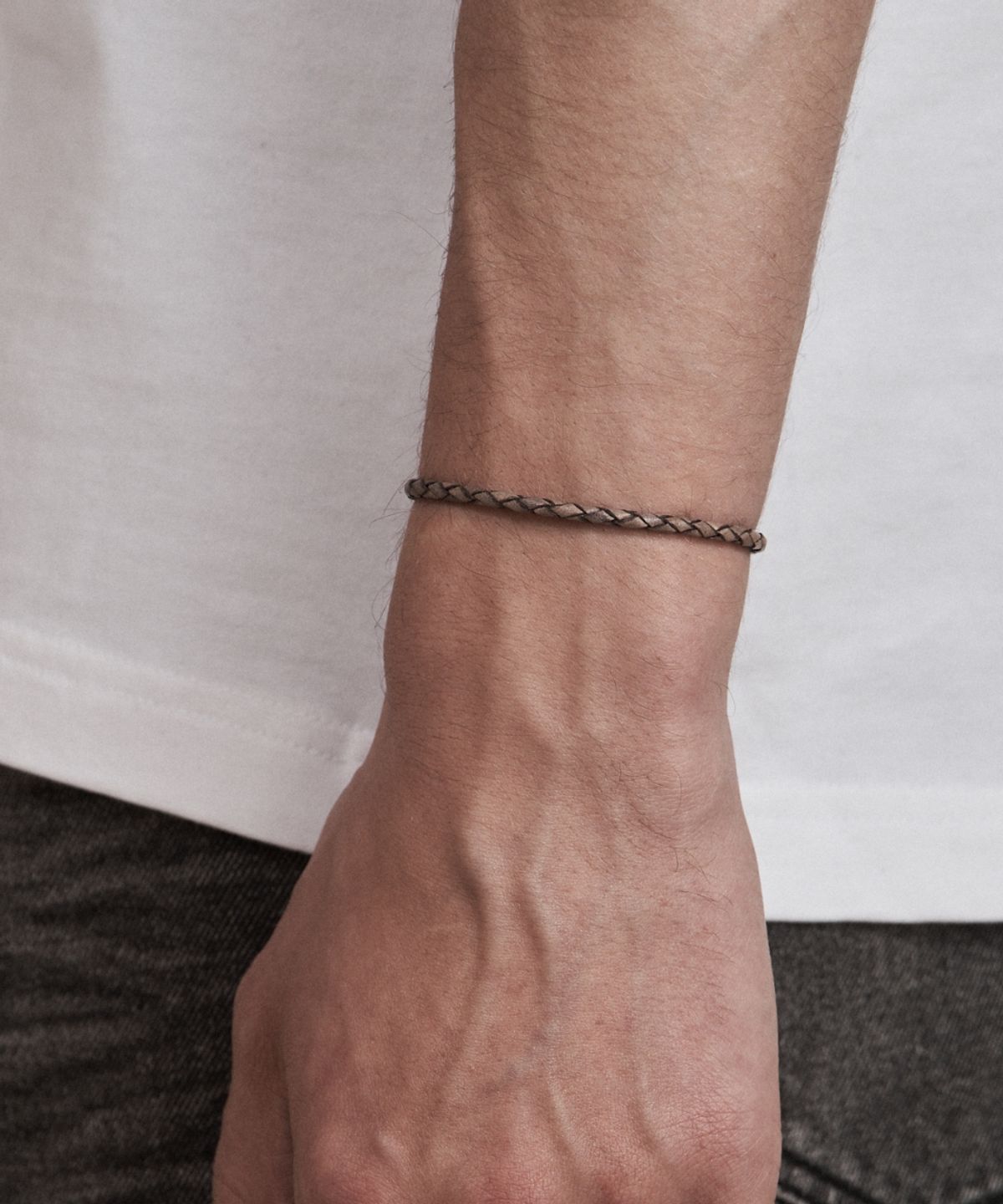 더스틸룸(THESTILLROOM) #B2620 Simple leather line bracelet [Surgical]