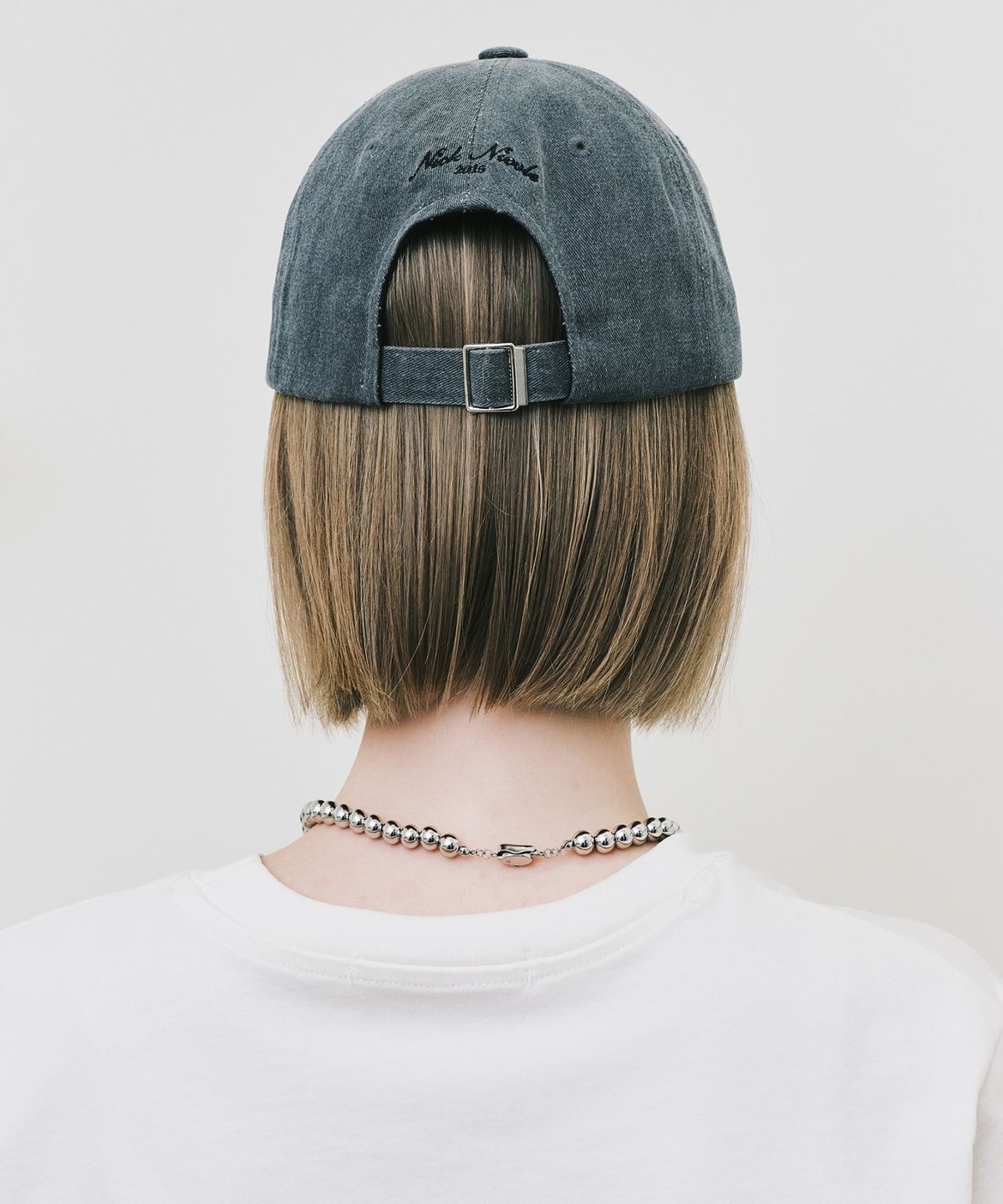 닉앤니콜(NICK&NICOLE) NICOLE LETTERING BALL CAP_DENIM CHARCOAL