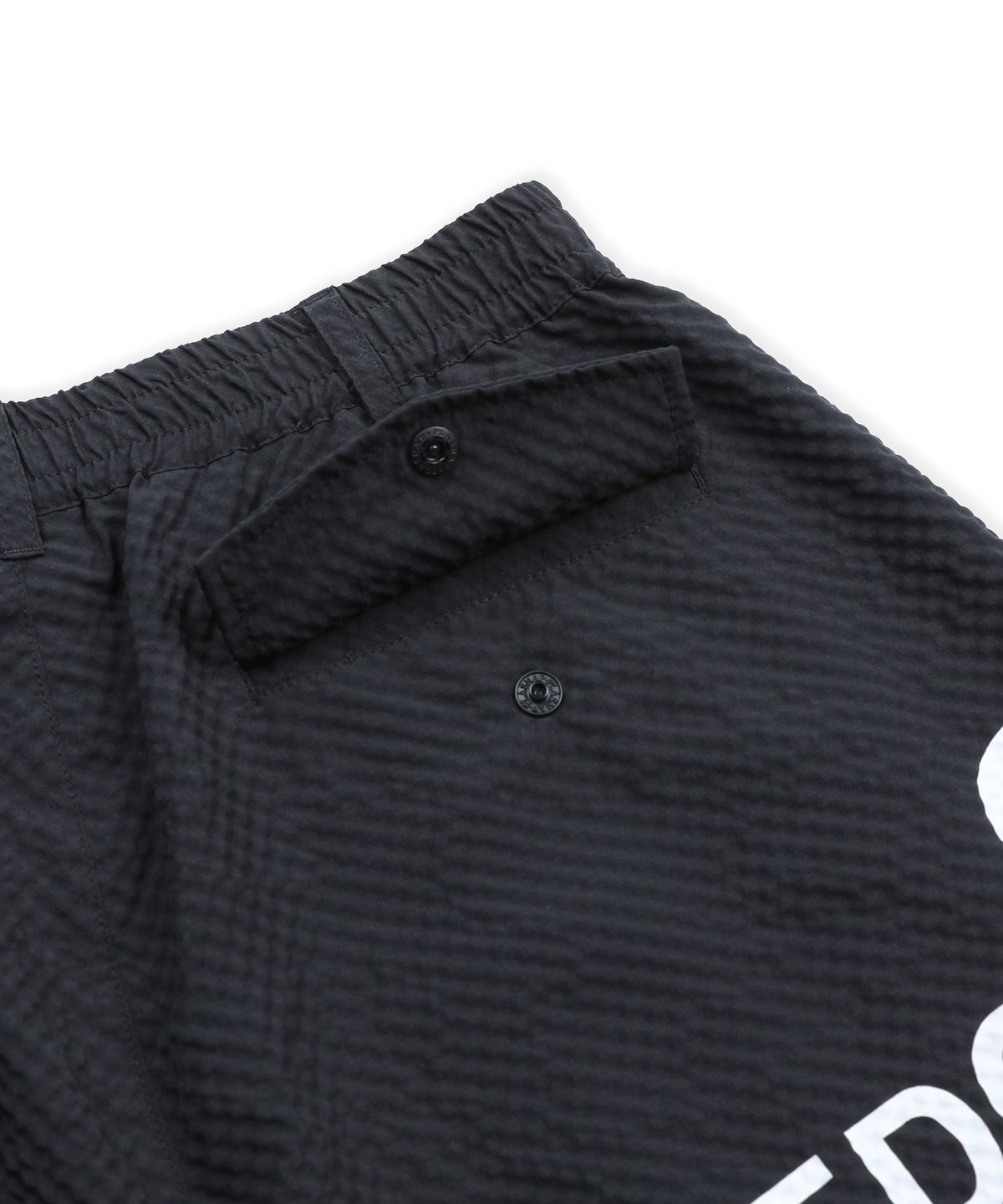 엑스톤즈(XTONZ) XP333 체크 링클 카고 버뮤다 팬츠 (BLACK)