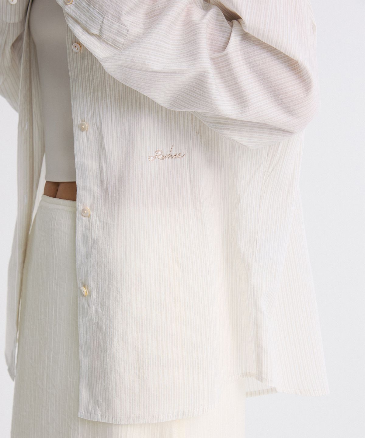 리이(RE RHEE) SHEER STRIPED SHIRT BEIGE STRIPE