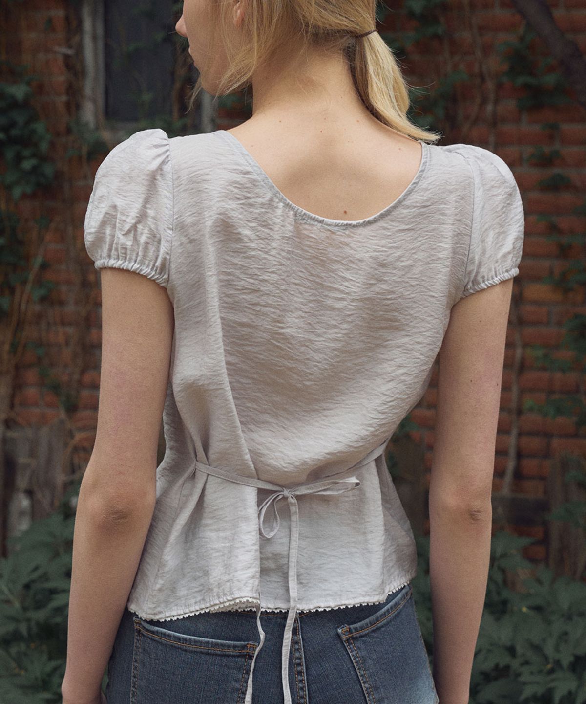 헤인트(HAINT) VIRO SHEER STRING BLOUSE2COL_LIGHT GRAY
