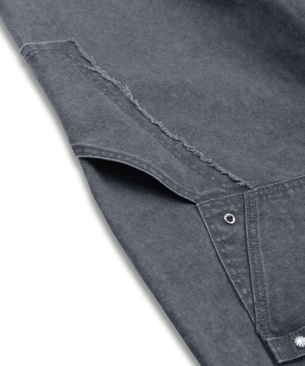 엑스톤즈(XTONZ) XP332 트와인 체인 버뮤다 코튼 팬츠 (CHARCOAL)