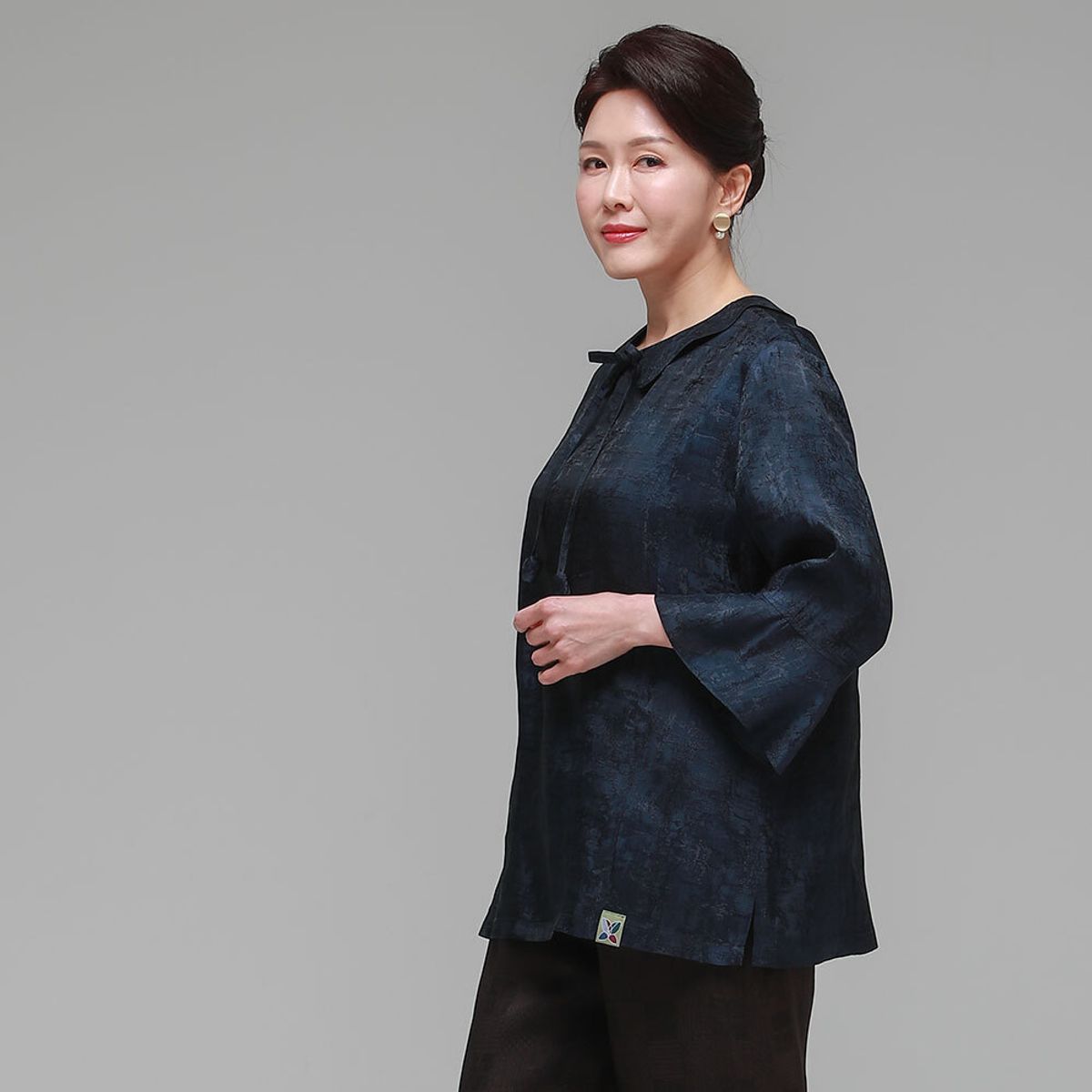 하랑한복(HARANG HANBOK) 사랑드리 여름 여성 인견 블라우스 네이비