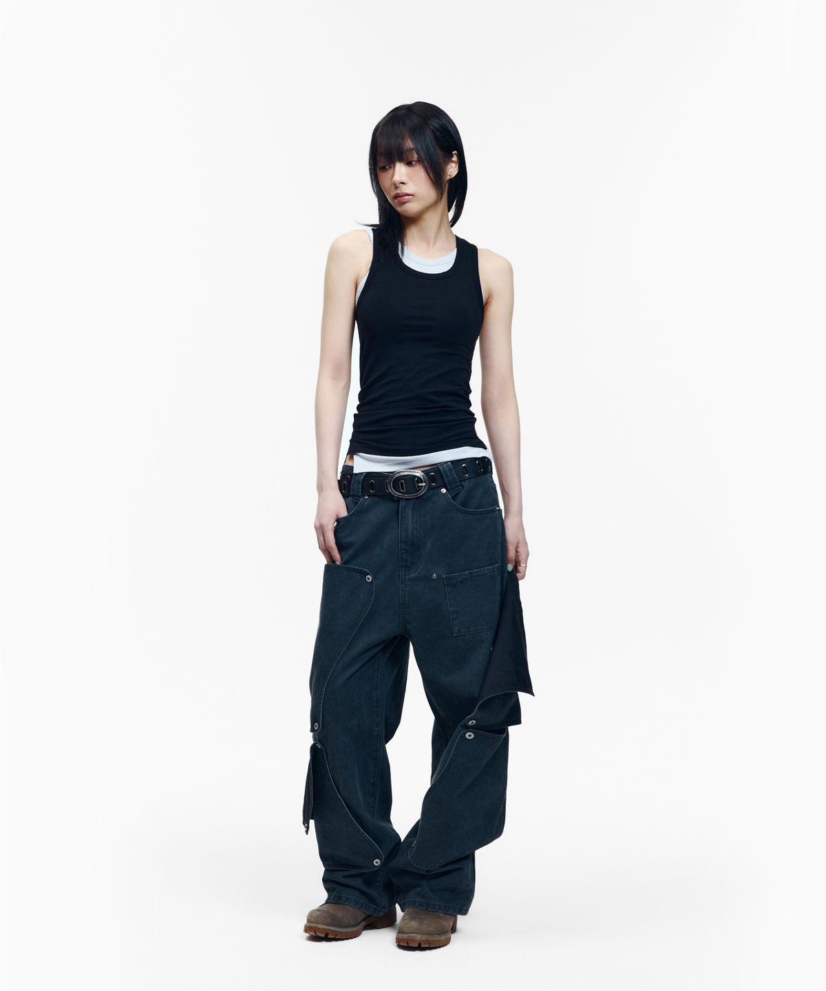 아캄(AAKAM) 2-Piece Layered Sleeveless (Black)