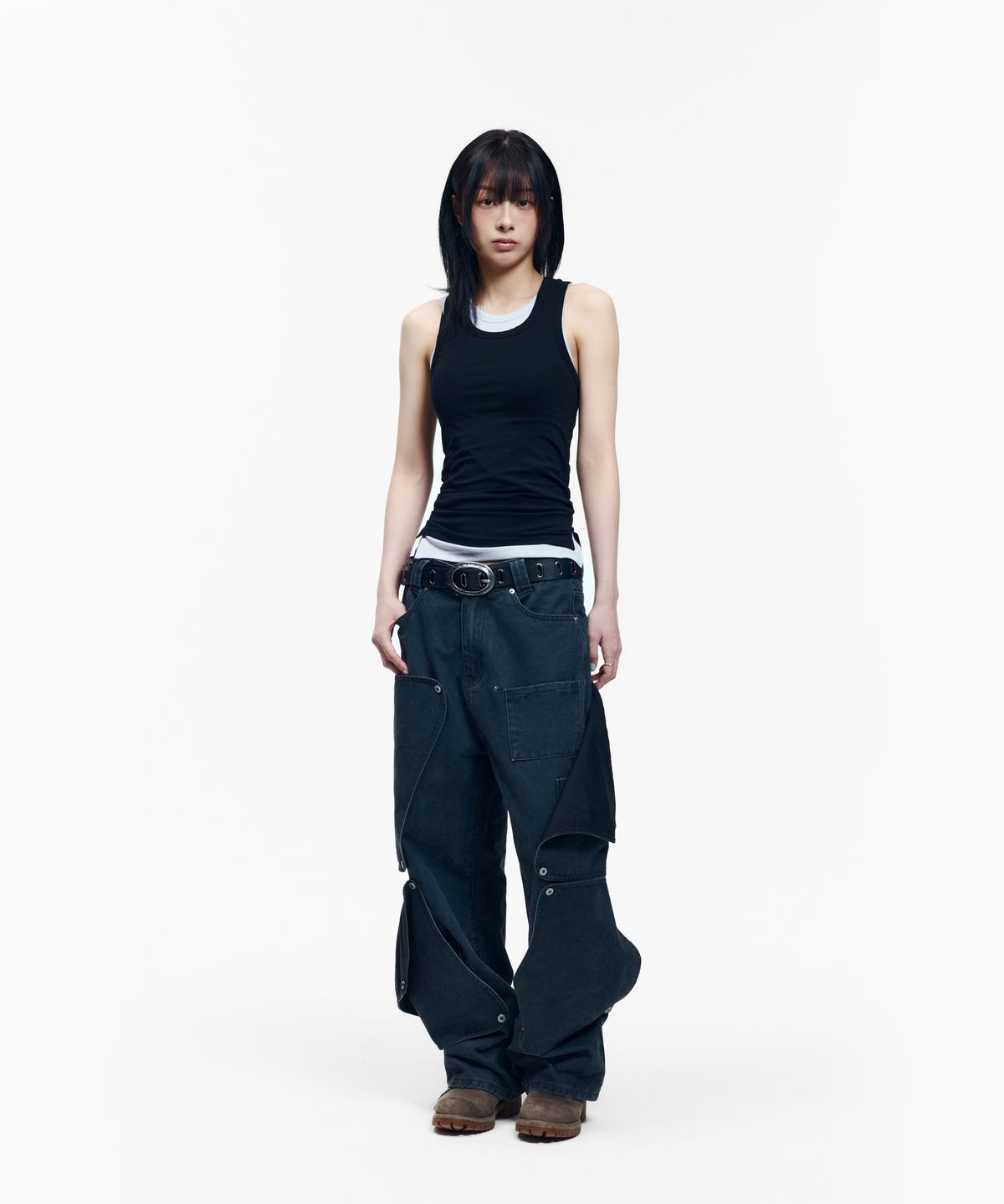 아캄(AAKAM) 2-Piece Layered Sleeveless (Black)
