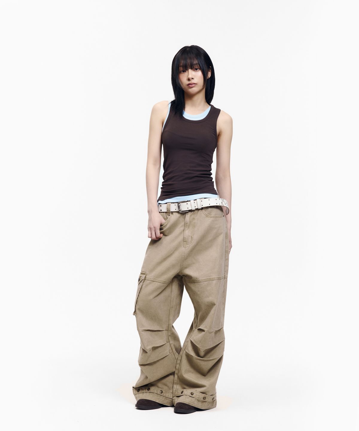 아캄(AAKAM) 2-Piece Layered Sleeveless (Brown)