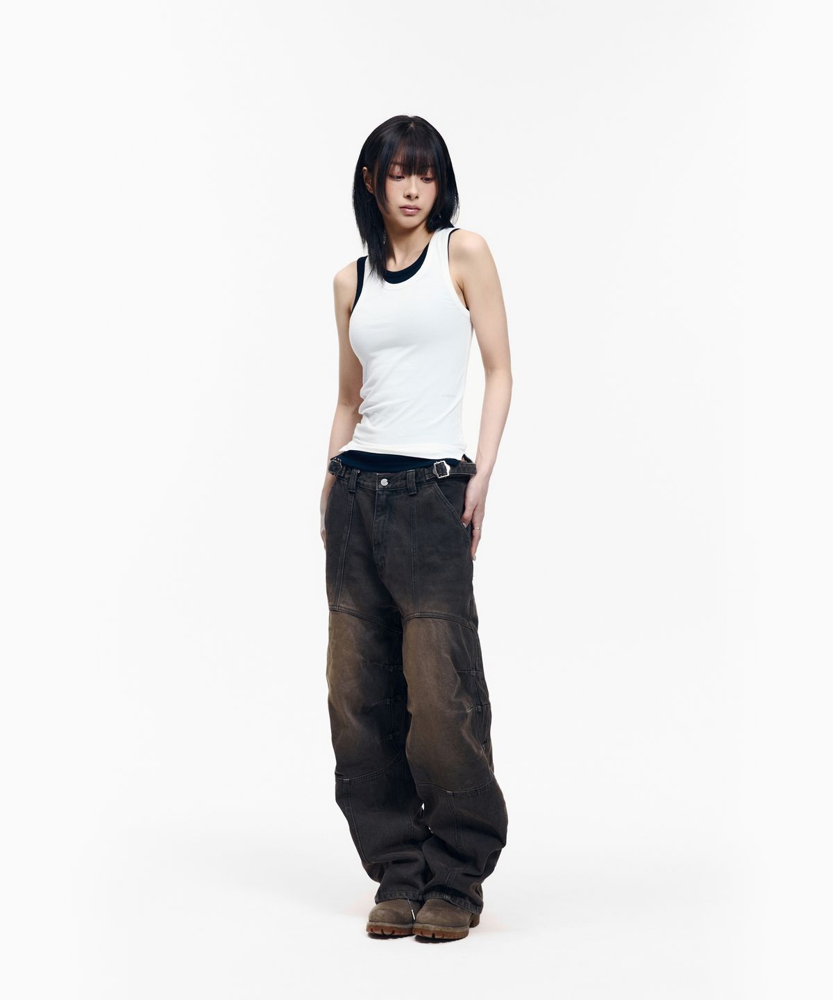 아캄(AAKAM) 2-Piece Layered Sleeveless (White)