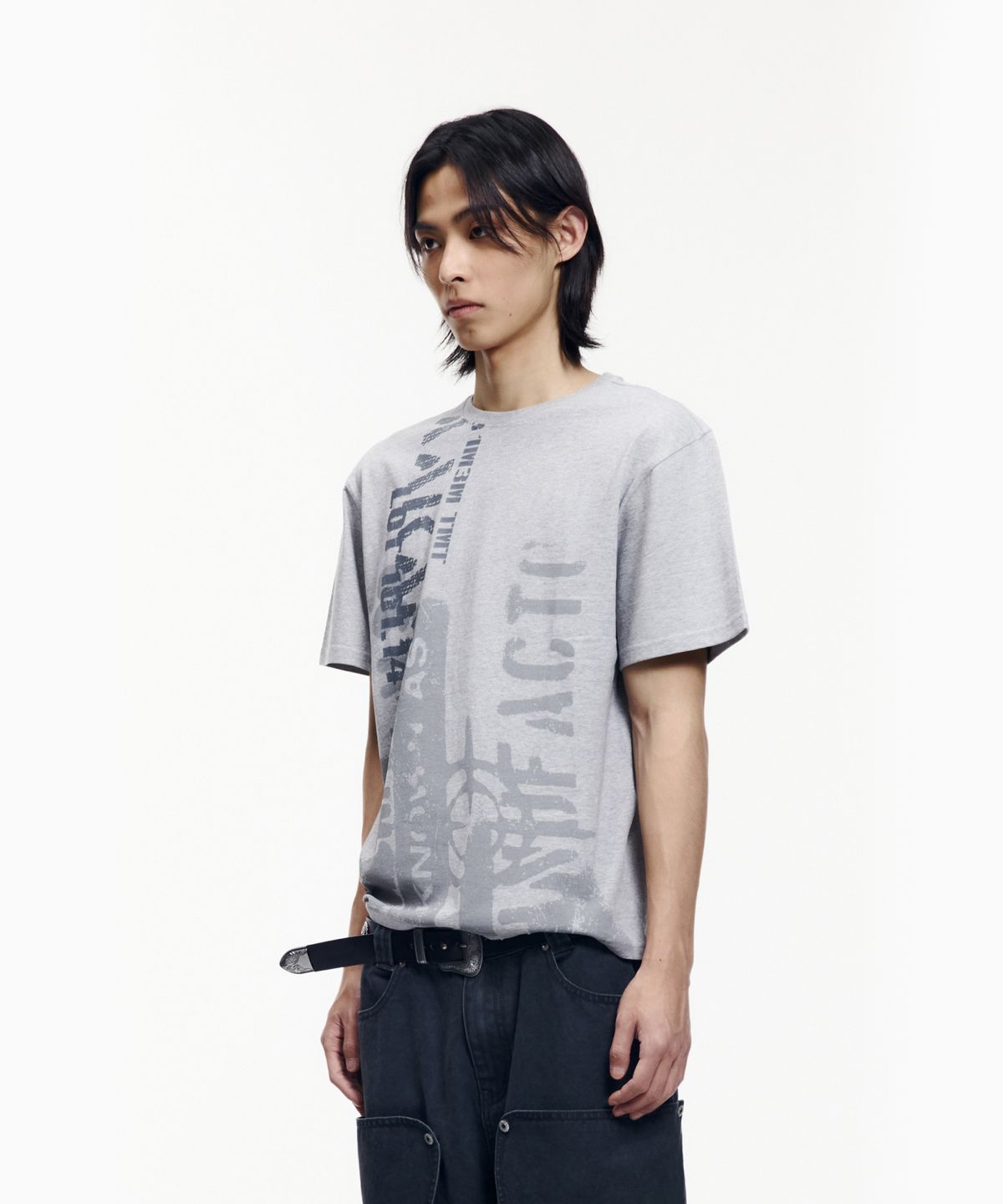 아캄(AAKAM) Aim Lettering Half Top (Gray)