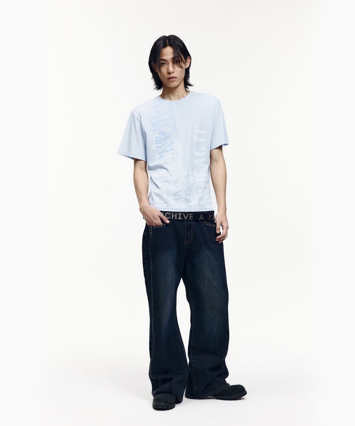 아캄(AAKAM) Aim Lettering Half Top (Sky Blue)