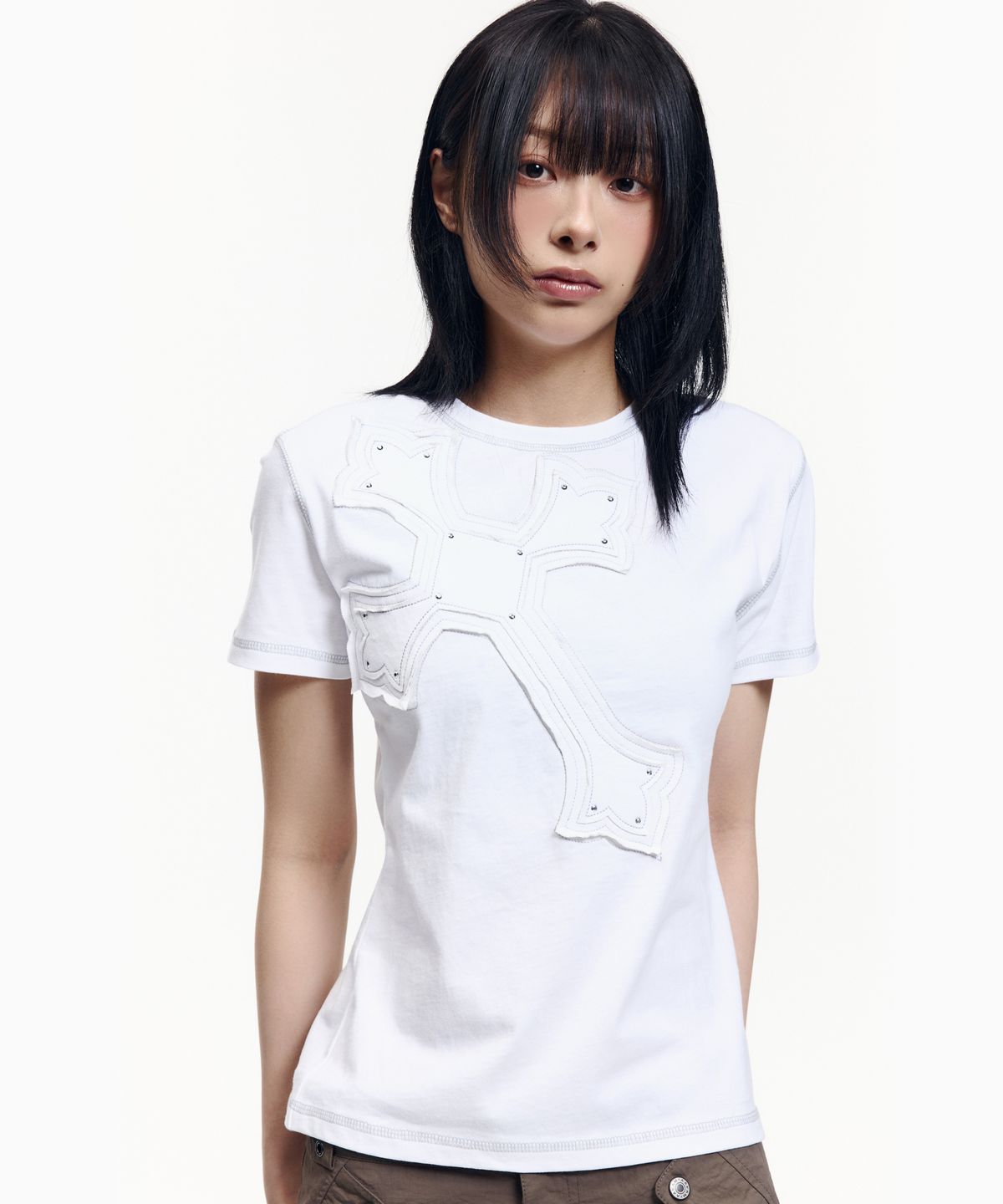 아캄(AAKAM) Big Patch CROS2 Half Top (White)
