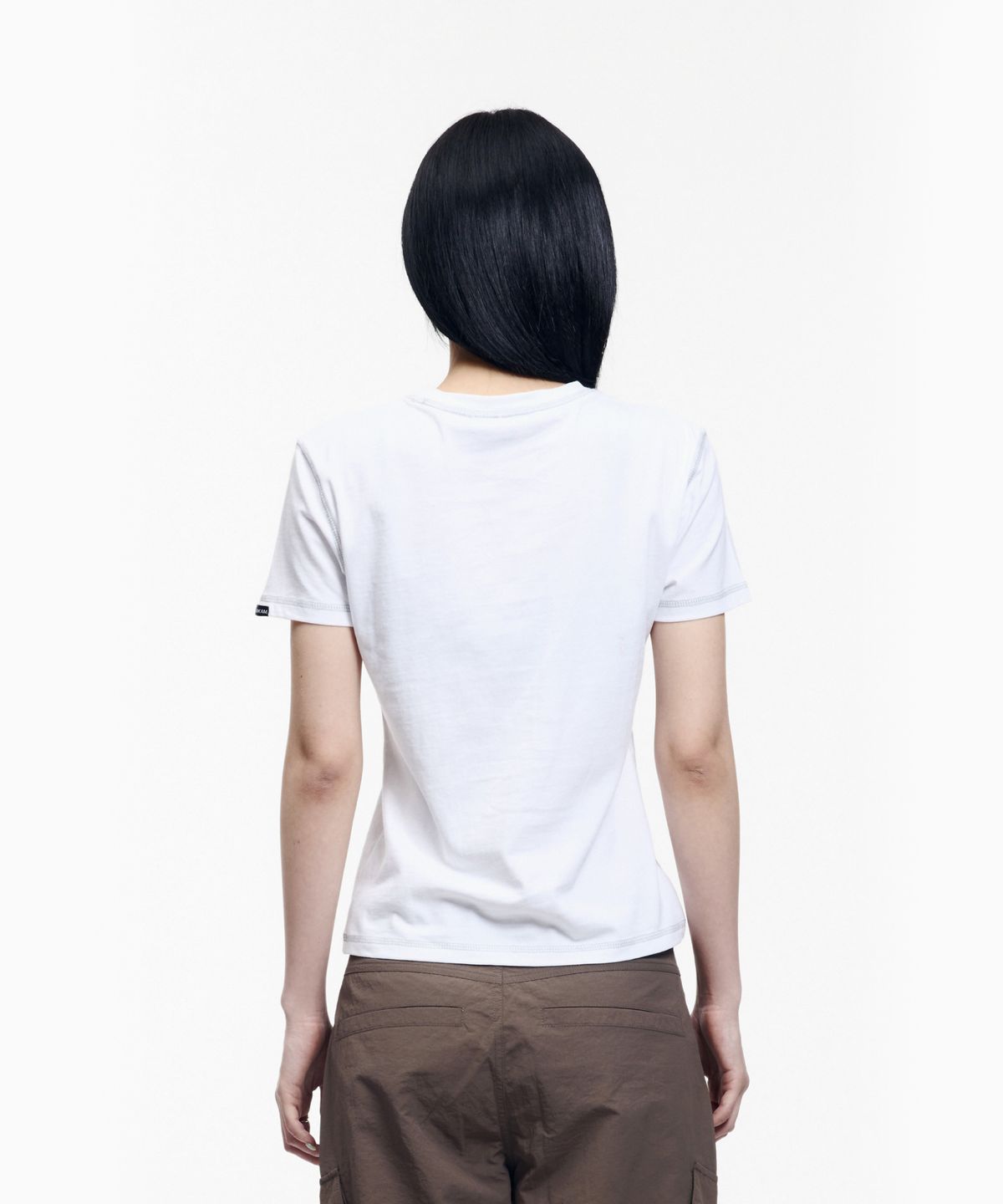 아캄(AAKAM) Big Patch CROS2 Half Top (White)