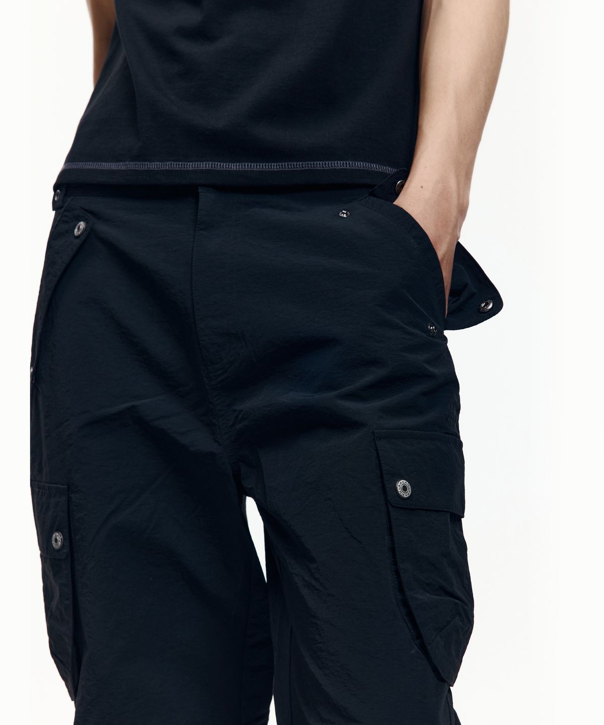 아캄(AAKAM) Flare Ripstop Cargo Pants (Black)