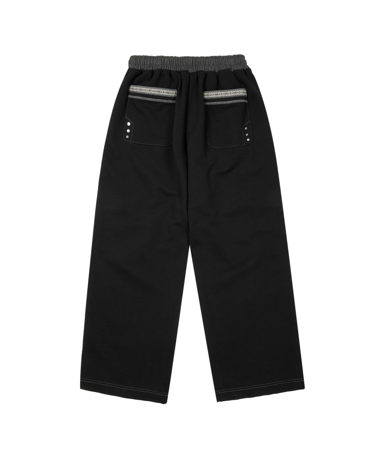 아캄(AAKAM) Knee Pin-Tuck Ethnic Sweatpants (Black)
