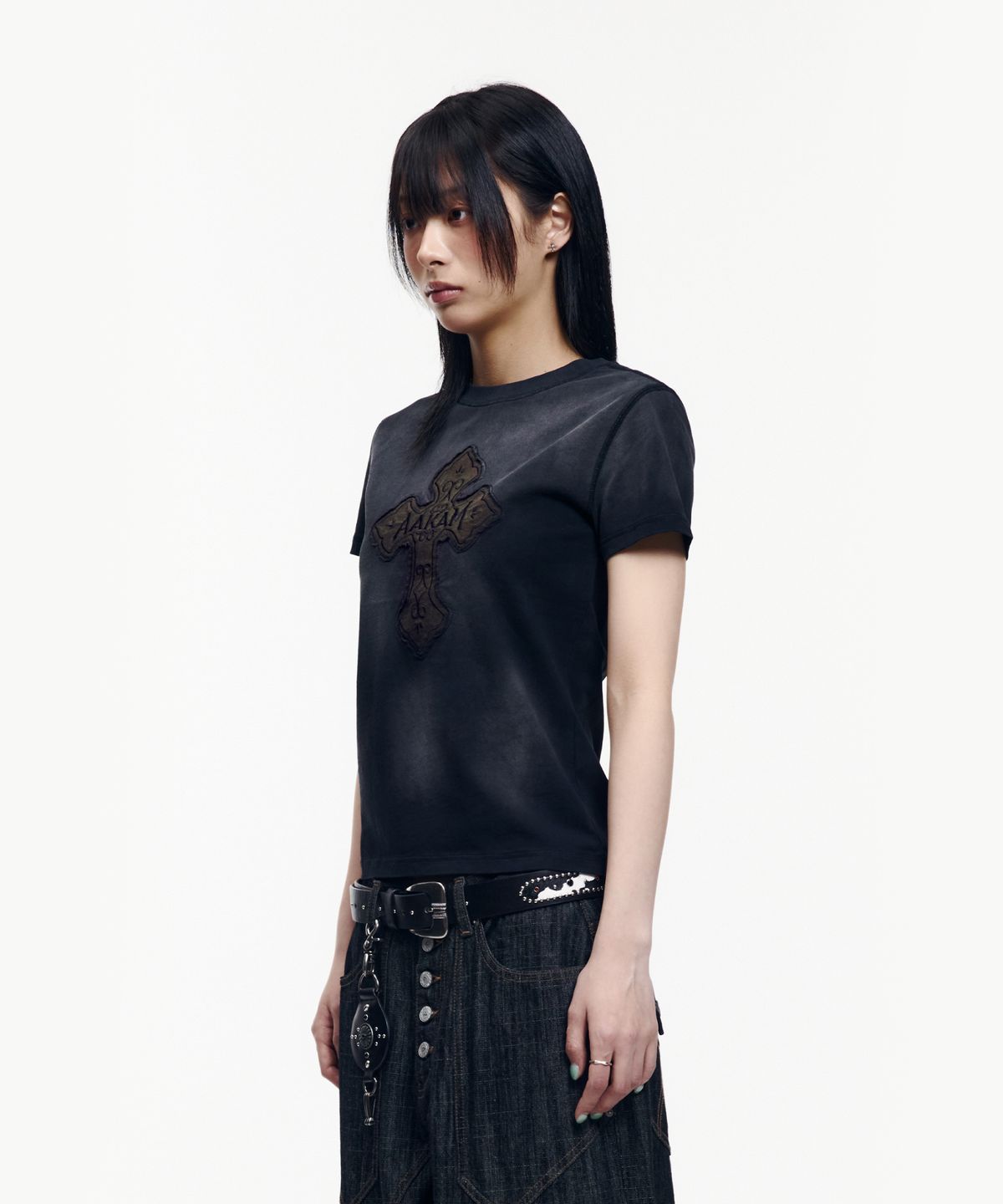 아캄(AAKAM) Dust Fade CROS2 Half Top (Black)