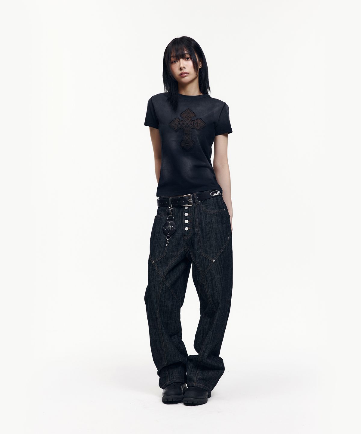 아캄(AAKAM) Dust Fade CROS2 Half Top (Black)