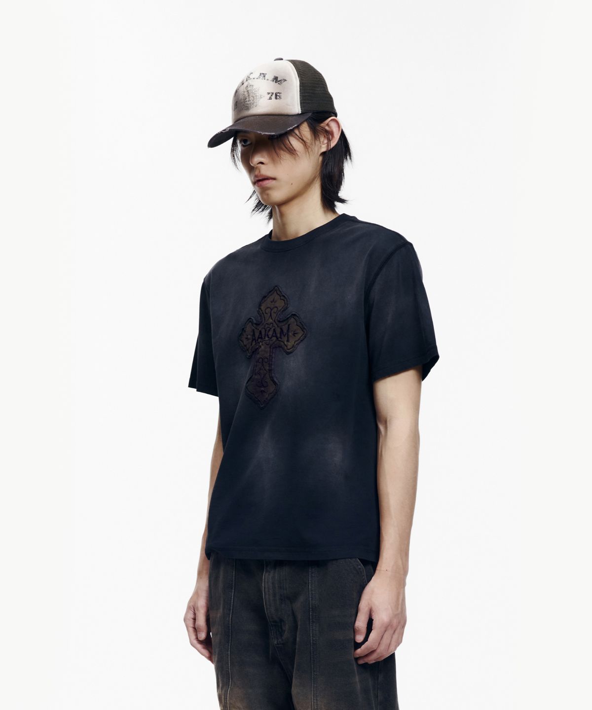 아캄(AAKAM) Dust Fade CROS2 Half Top (Black)