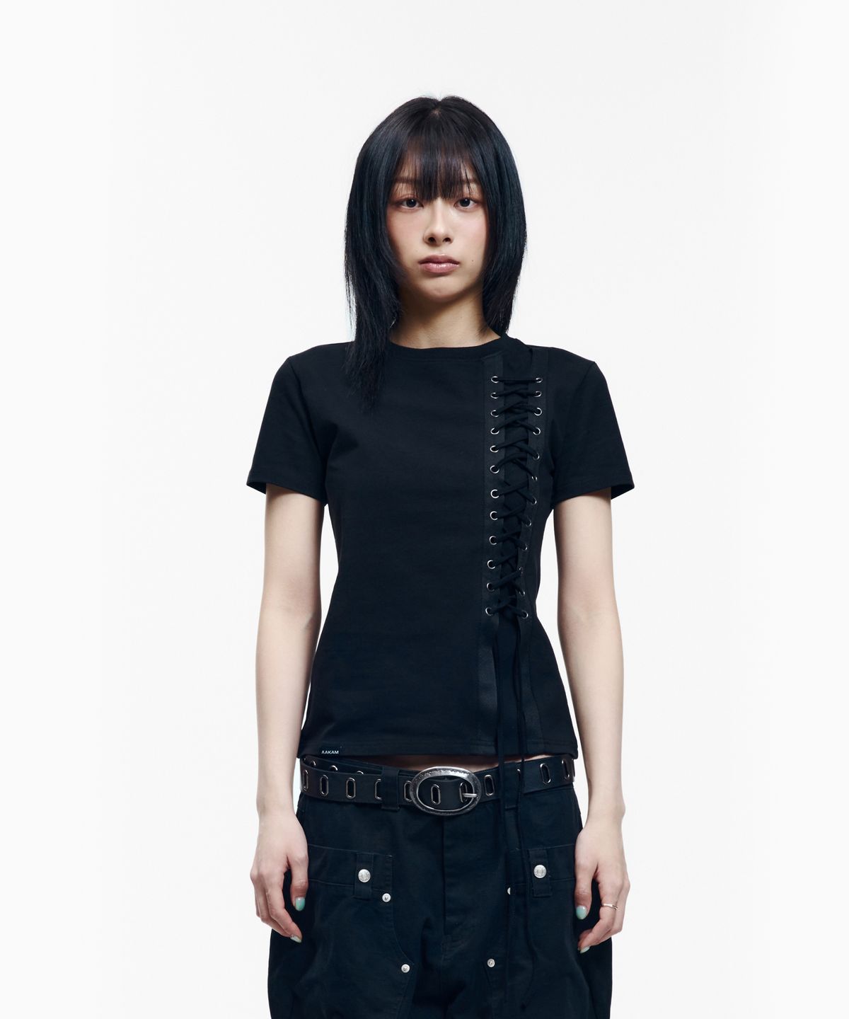 아캄(AAKAM) Eyelet Corset Half Top (Black)