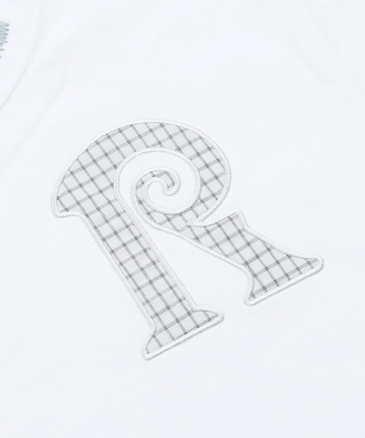 루나키후(RuNaKi'Hu') WXT101 무구케 펀칭 체크 아플리케 티셔츠 (WHITE)