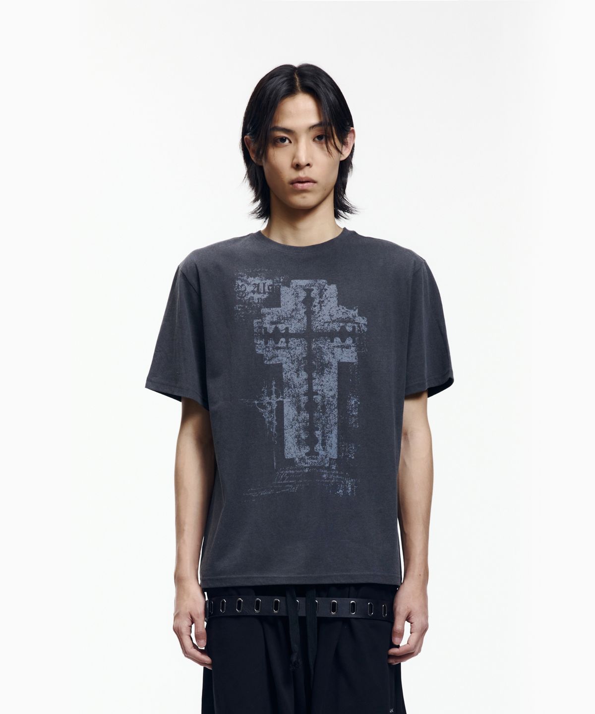 아캄(AAKAM) Razor Cross Half Top (Charcoal)