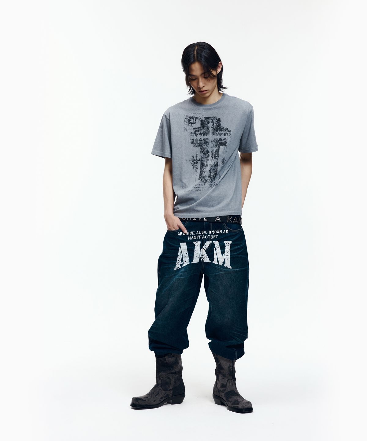 아캄(AAKAM) Razor Cross Half Top (Gray)