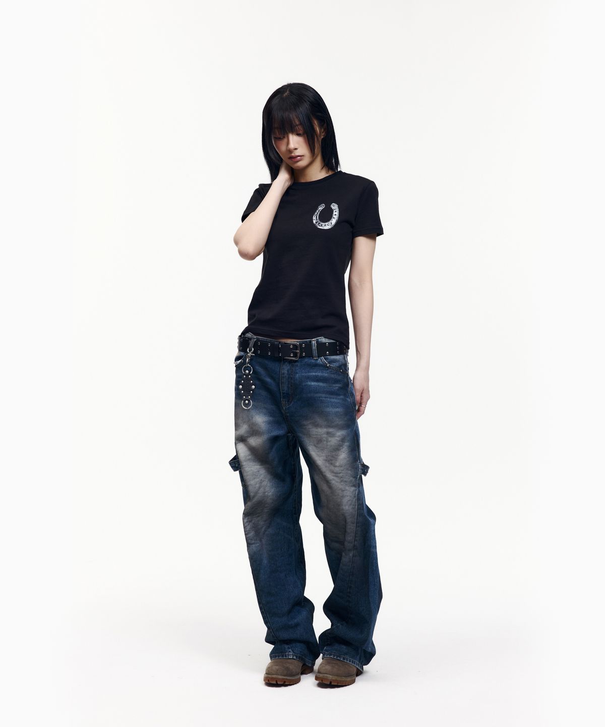 아캄(AAKAM) Rodeo Saloon Half Top (Black)