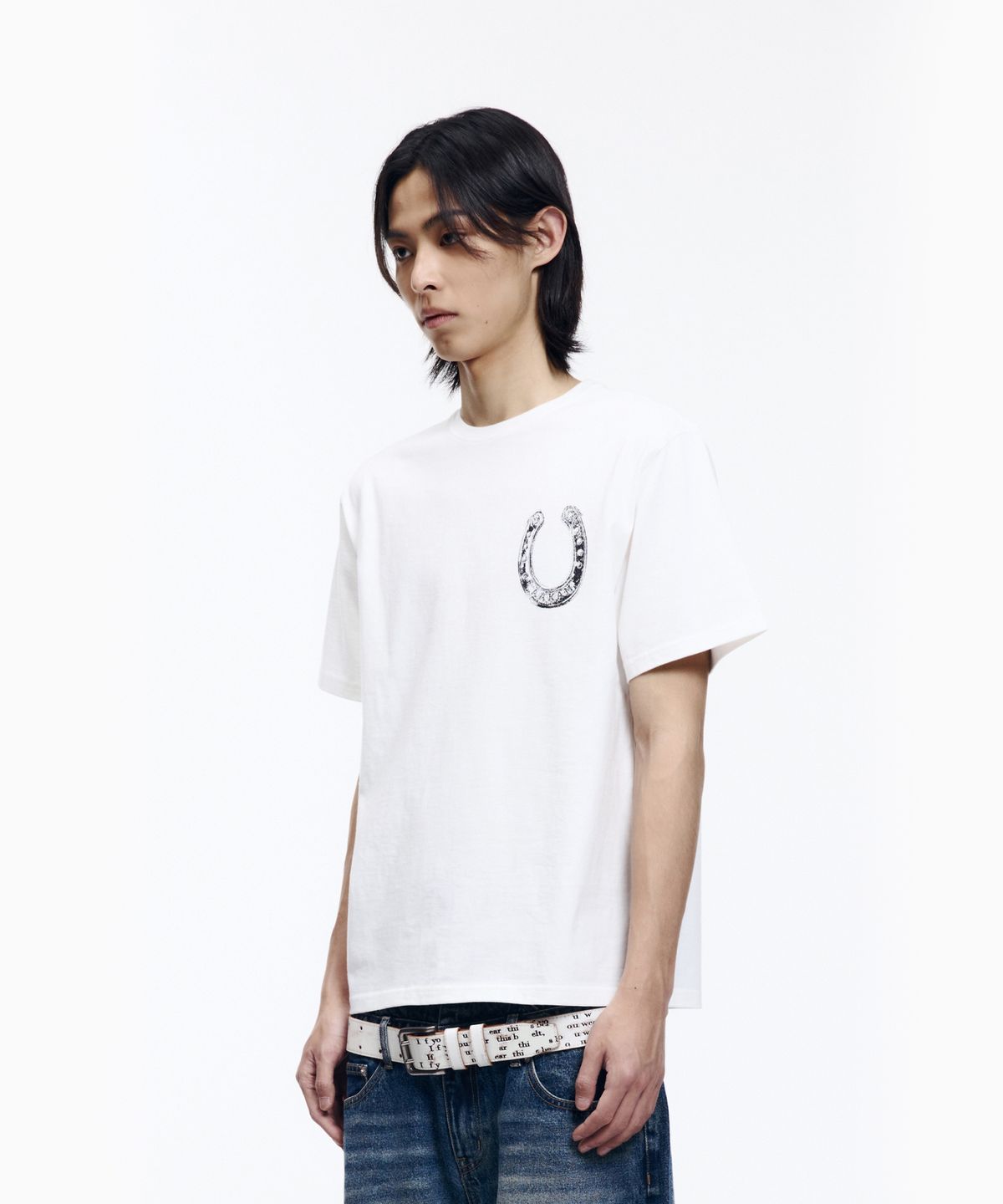 아캄(AAKAM) Rodeo Saloon Half Top (White)