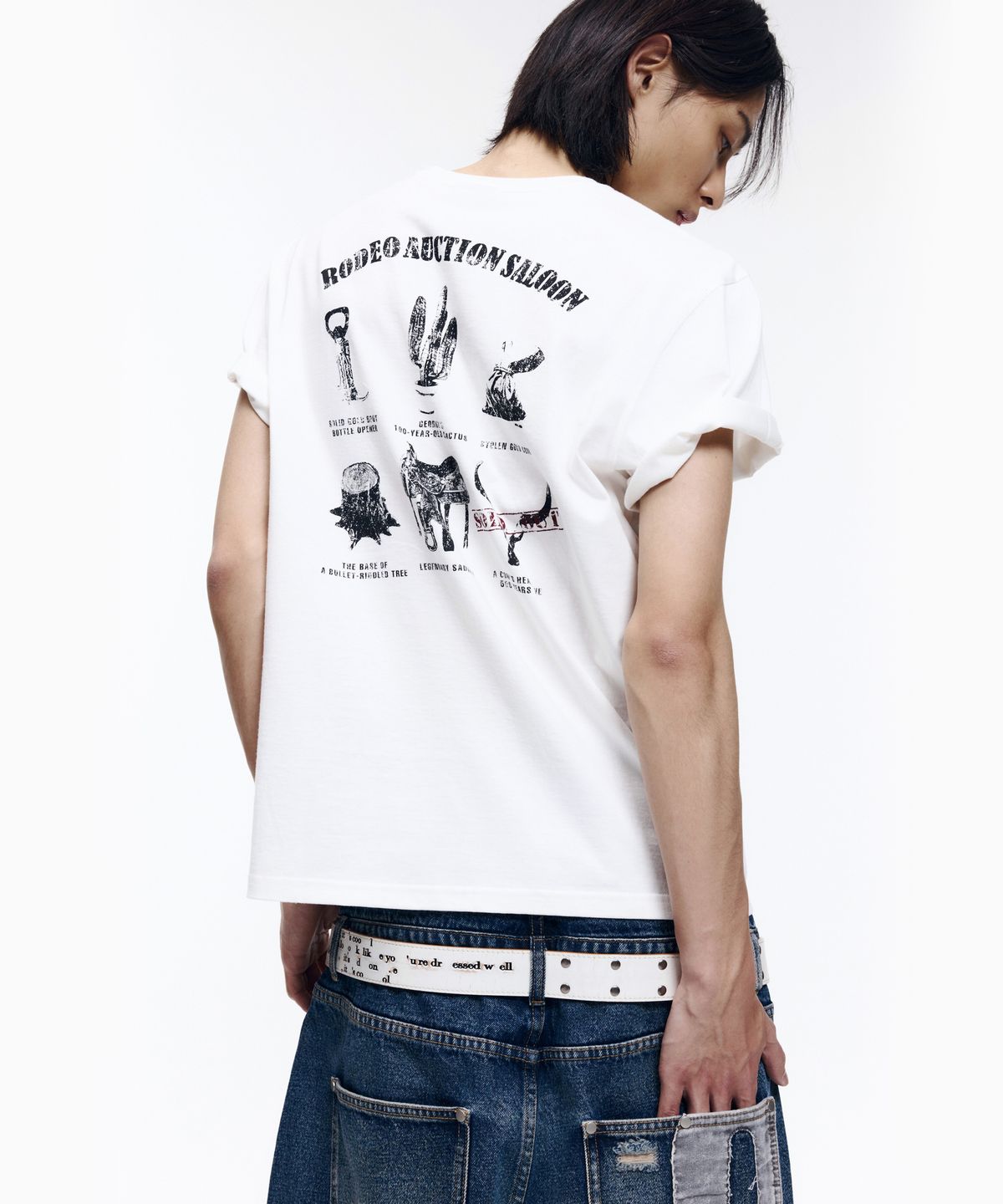 아캄(AAKAM) Rodeo Saloon Half Top (White)