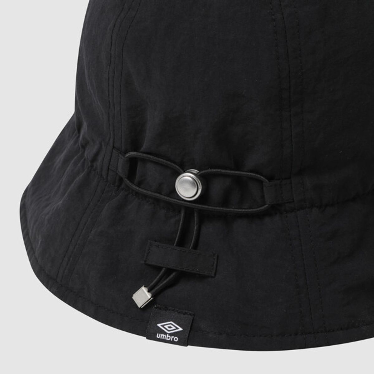 엄브로(UMBRO) 우먼스 메쉬 보닛햇 블랙 UR222CHT61