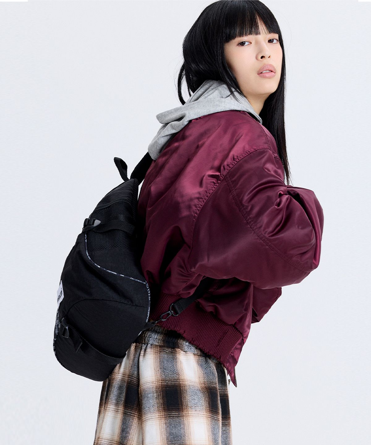 마크니(MACNI) SCOUT SLING BAG BLACK