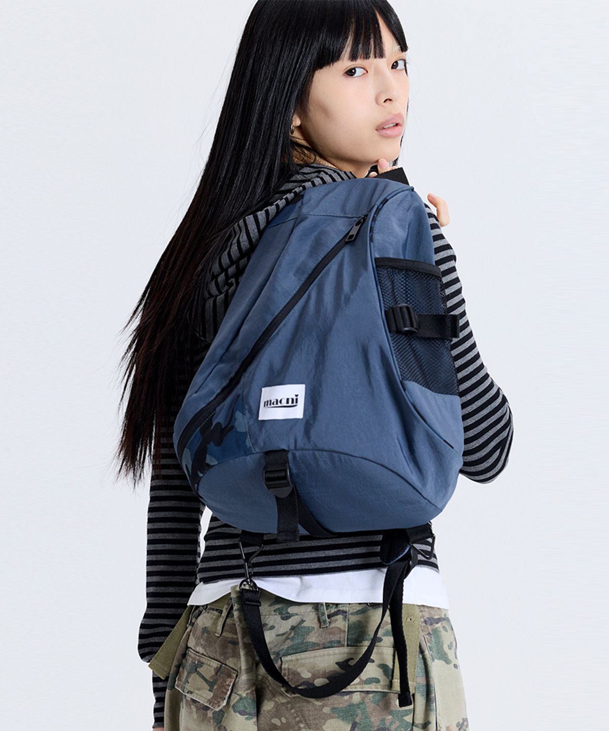 마크니(MACNI) SCOUT SLING BAG BLUE