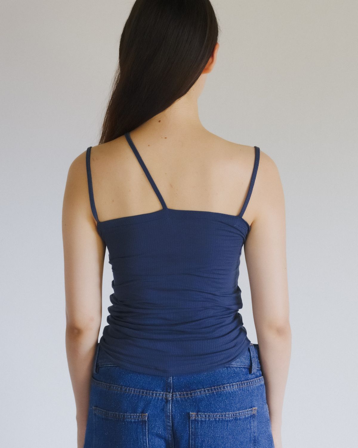 베이스레인지(BASERANGE) NIDA TANK (FINE ORGANIC COTTON RIB)
