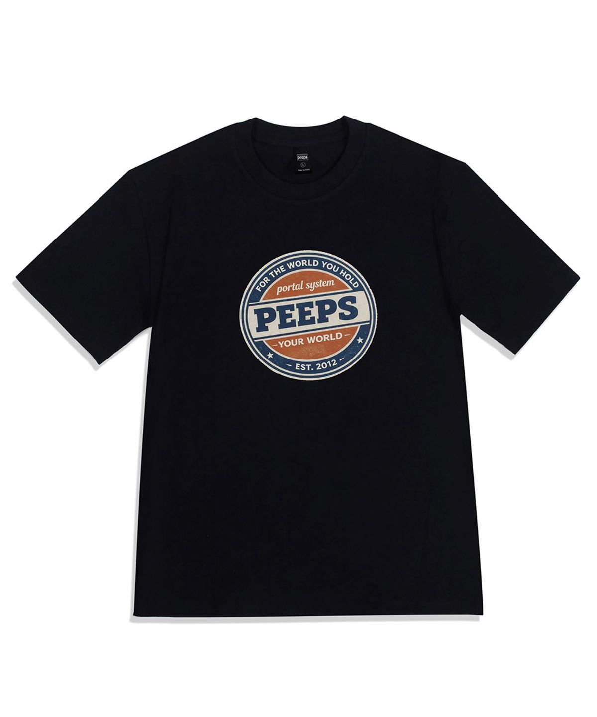 핍스(PEEPS) System Badge SS Tee (BLACK/WHITE) 오버핏 반팔티