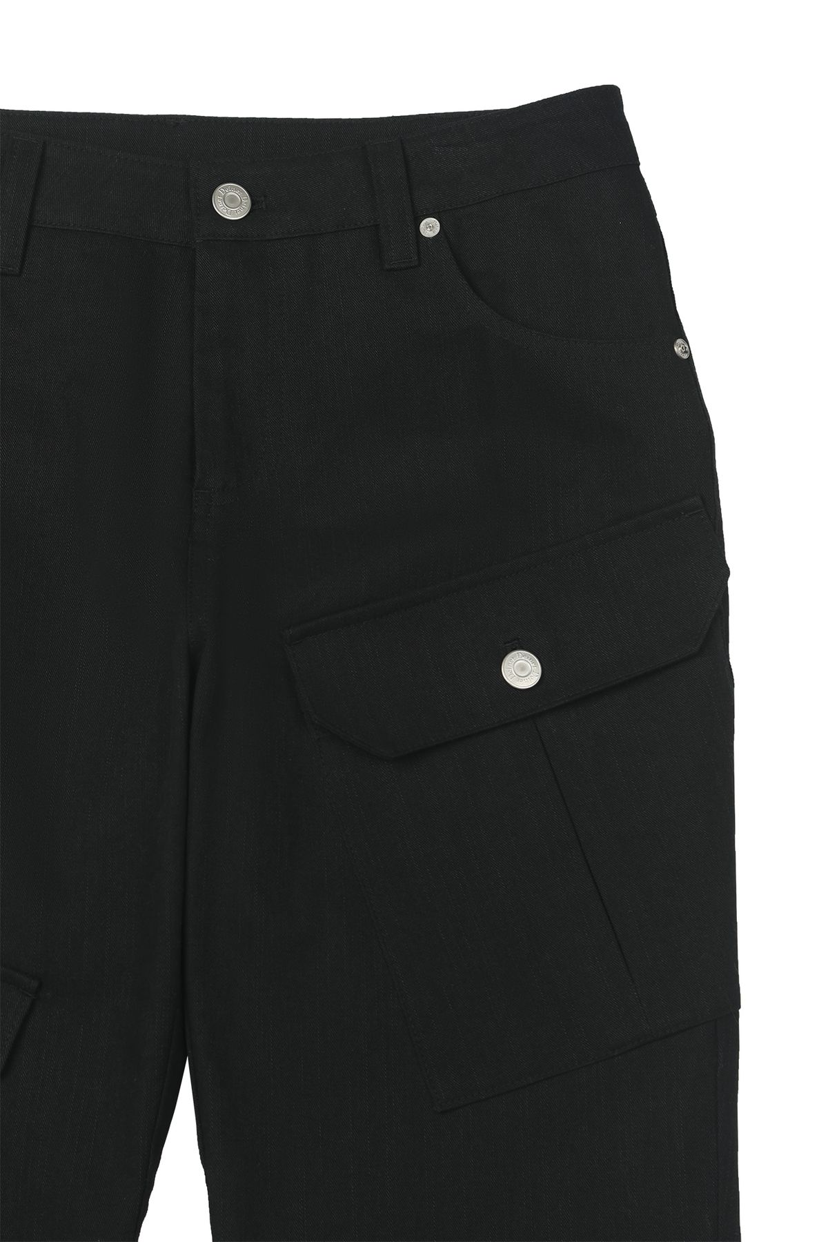 다이닛(DEINET) ZIPPER BOOTSCUT CARGO PANTS IN BLACK