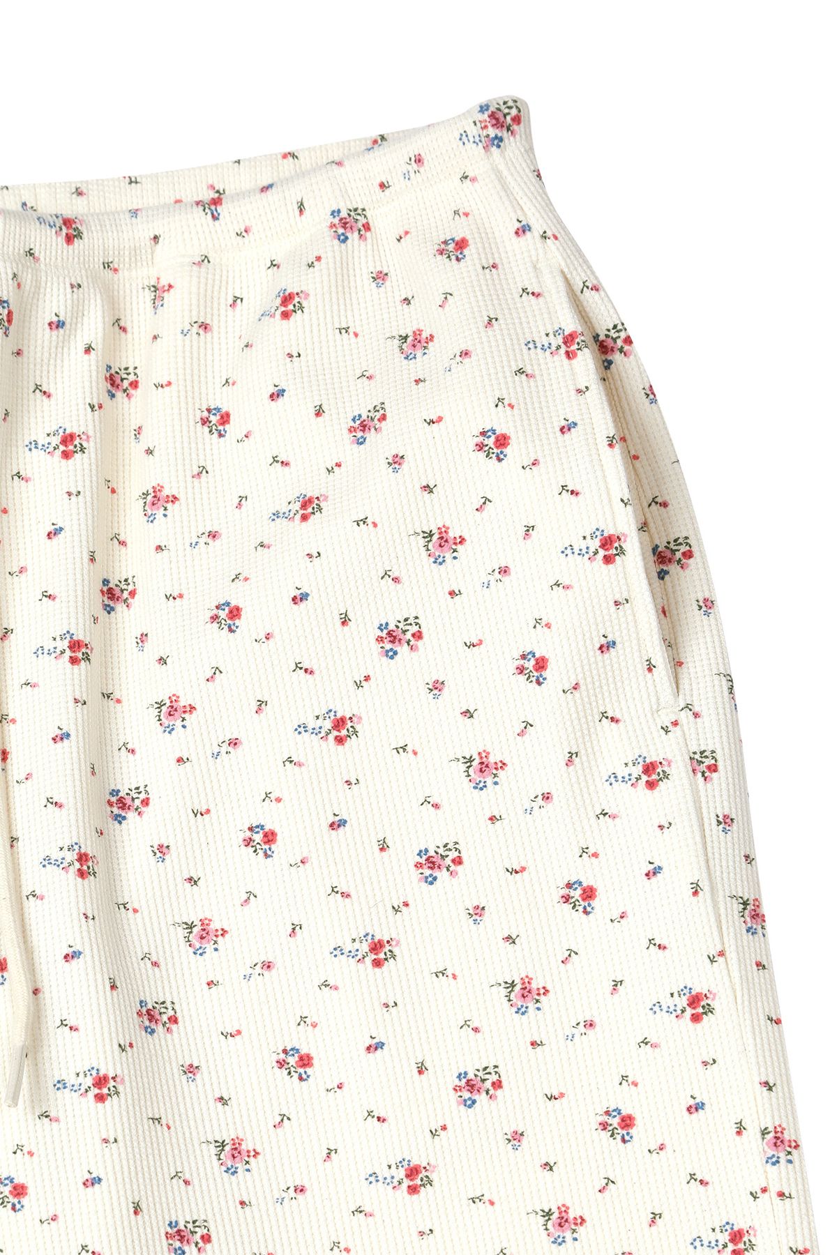 다이닛(DEINET) SOFT WAFFLE FLOWER JERSEY PANTS IN IVORY