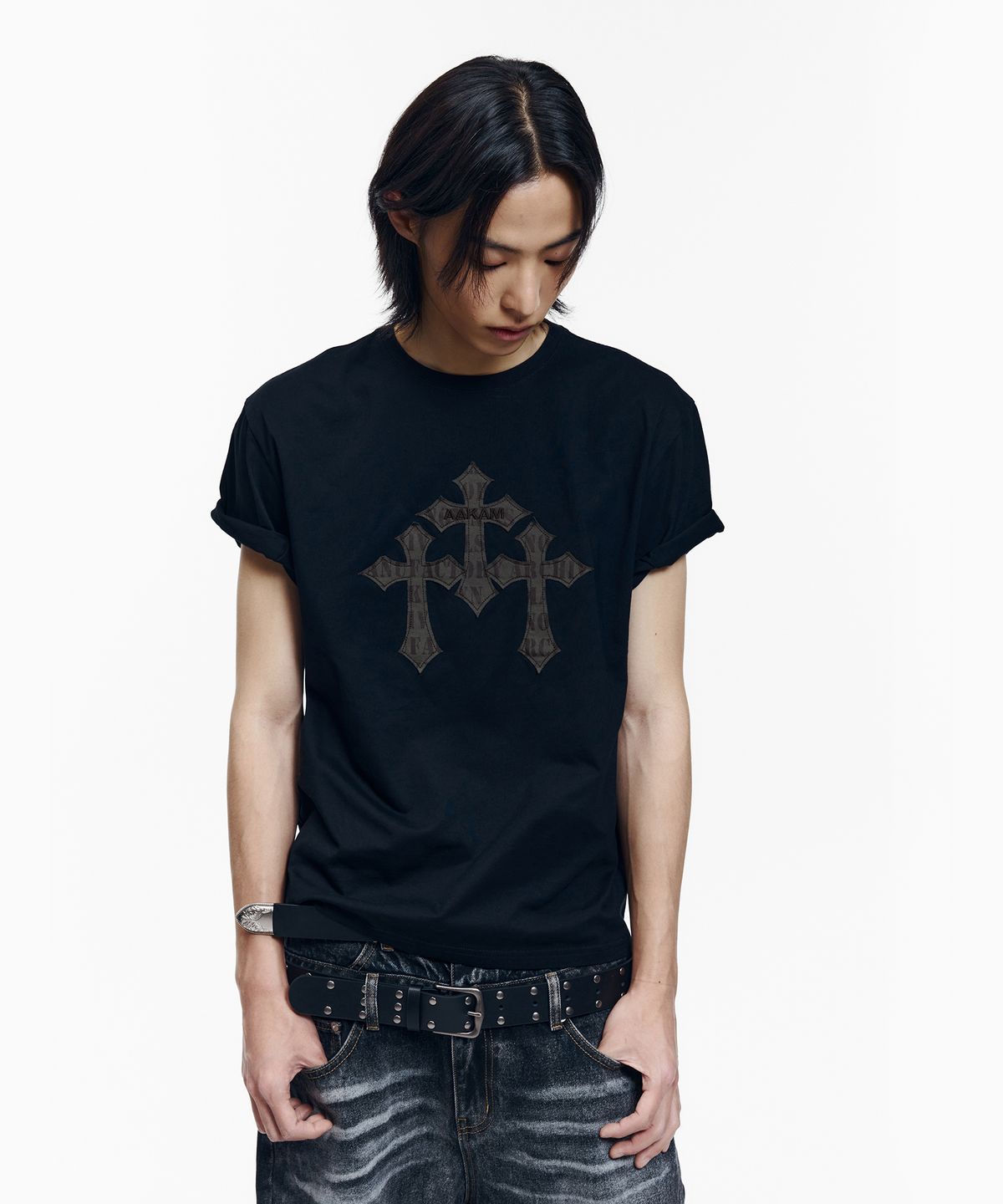 아캄(AAKAM) Trinity Cross Half Top (Black)