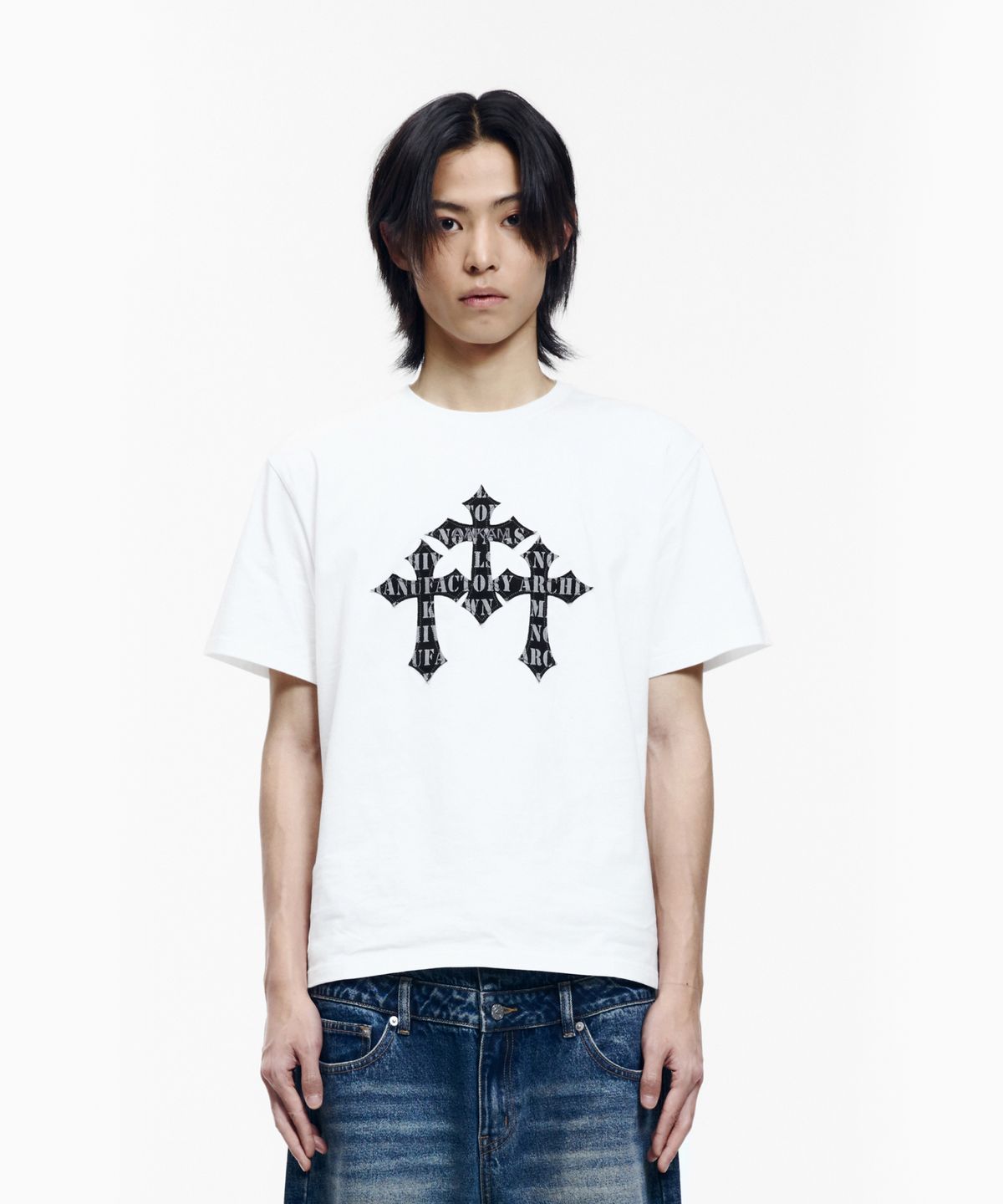 아캄(AAKAM) Trinity Cross Half Top (White)