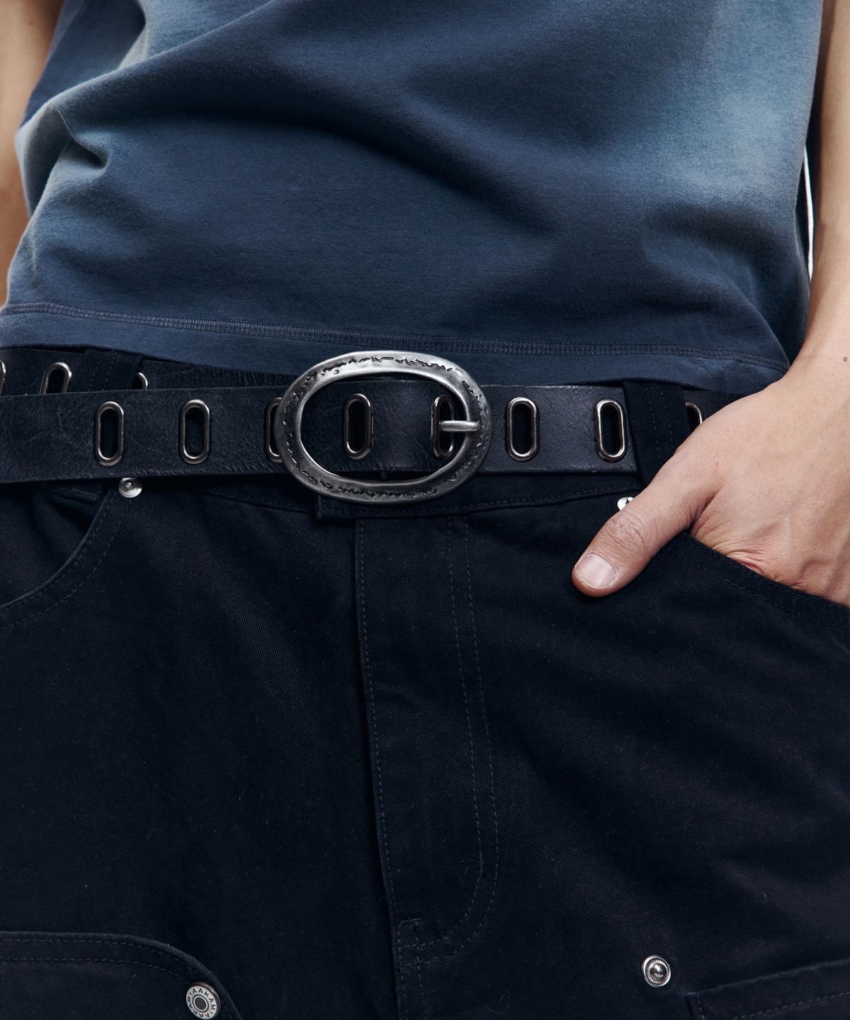 아캄(AAKAM) All Over Eyelet Belt (Black)