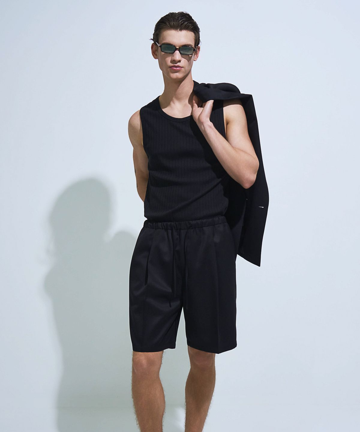 페크(PEQ) RIBBED SLEEVELESS TOP (BLACK)