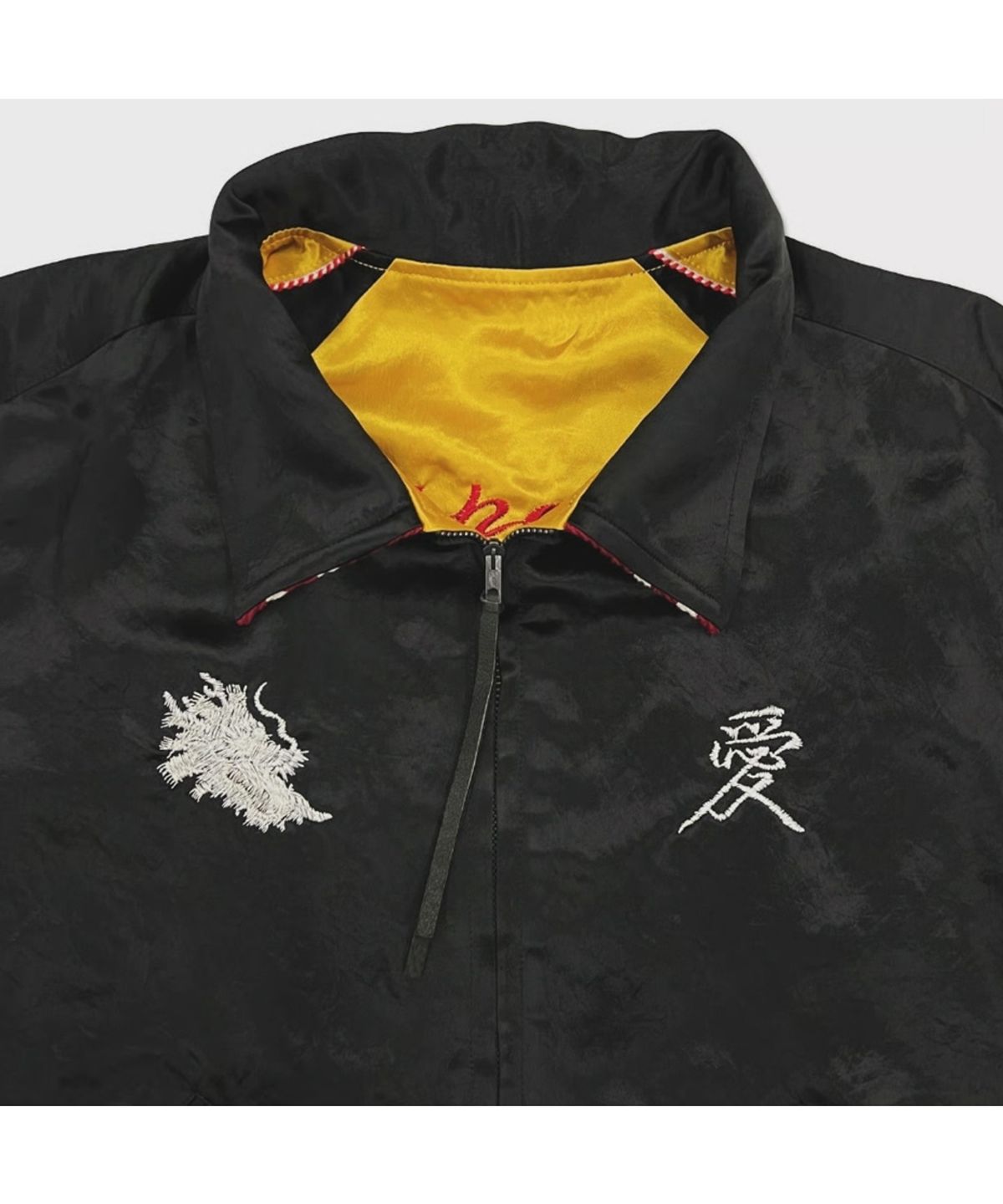 마이너스(MINUS) x A PUZZLING HOME Souvenir Love Jacket(TWO FACE) - BLACK