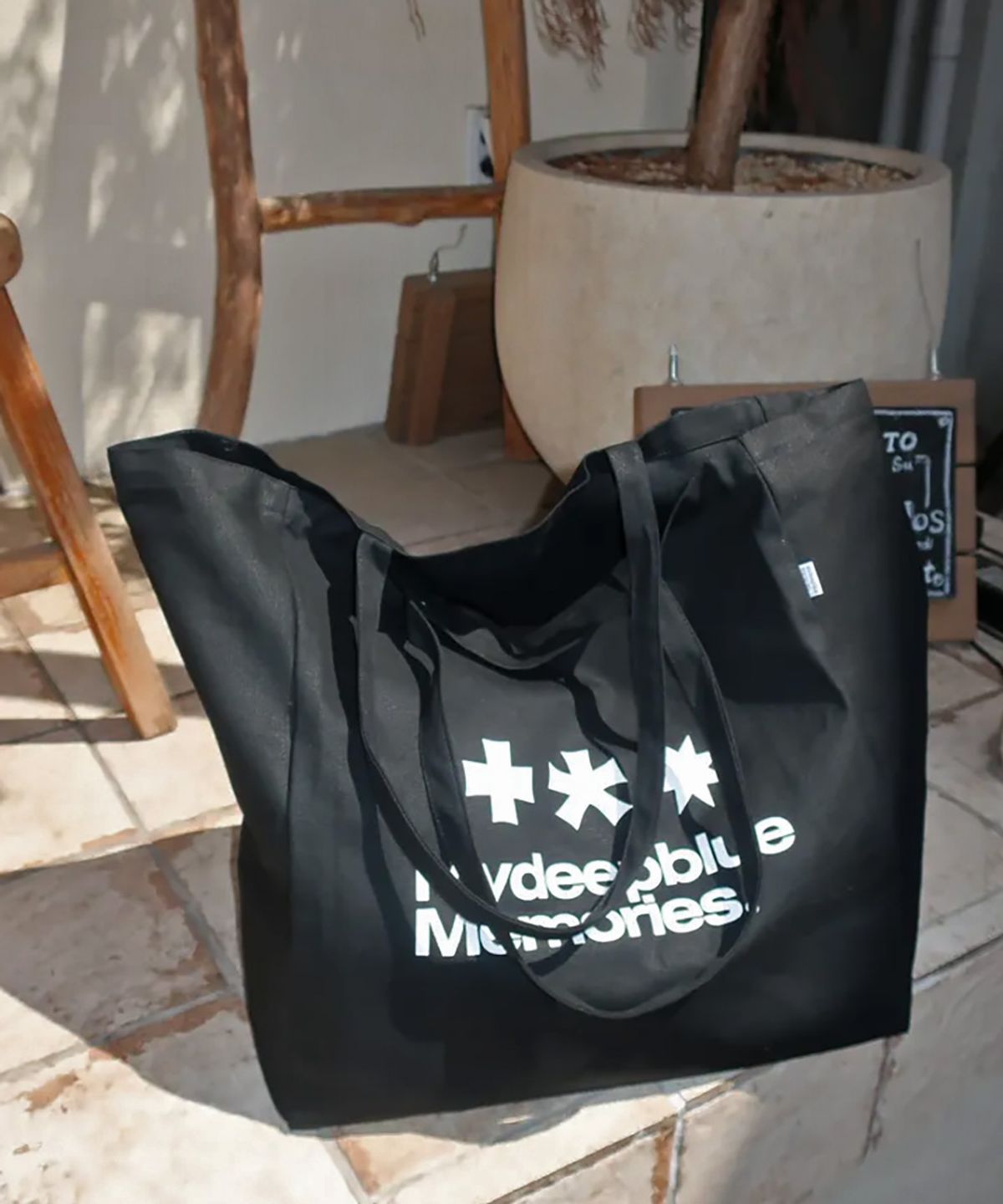 마이딥블루메모리즈(MY DEEP BLUE MEMORIES) MM LOGO ECO BAG_Black