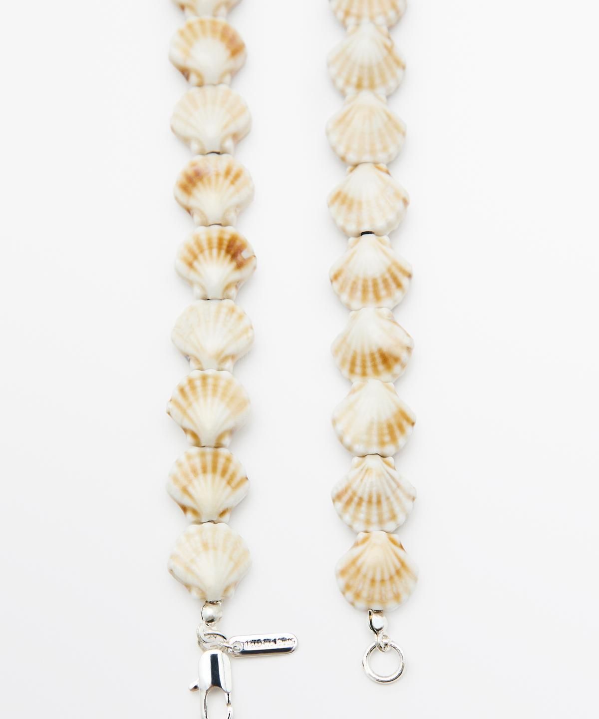 마시모두띠(MASSIMO DUTTI) 세라믹 조개 목걸이