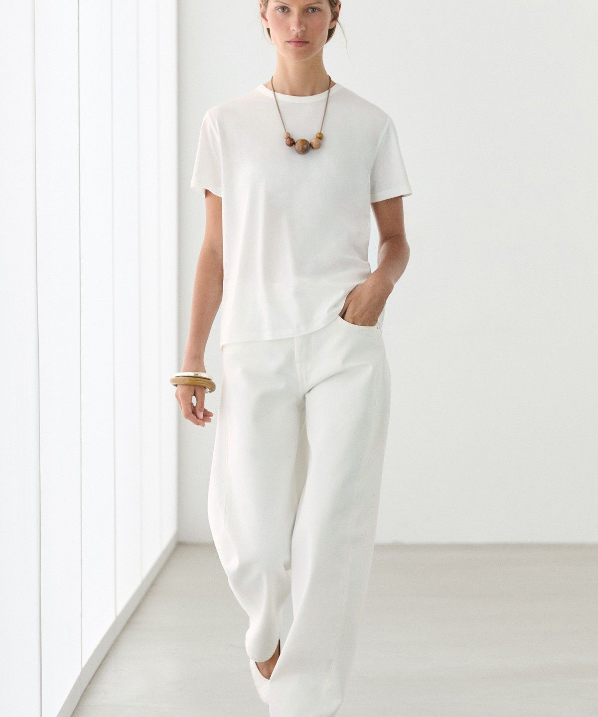 마시모두띠(MASSIMO DUTTI) 100% 코튼 반팔 티셔츠