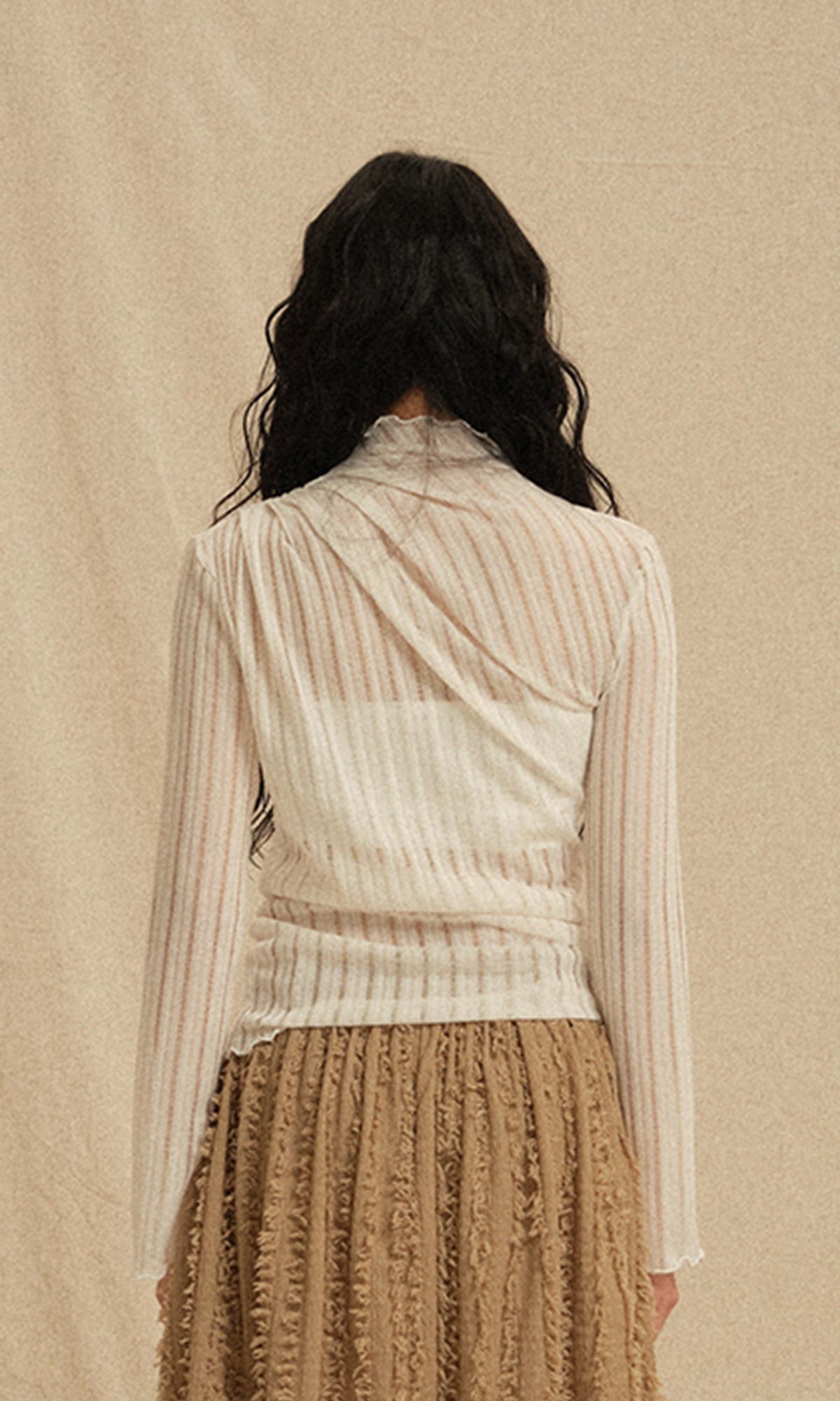 레큘리(RECULER) See-through turtleneck T-shirts Ivory (Ver. SS)