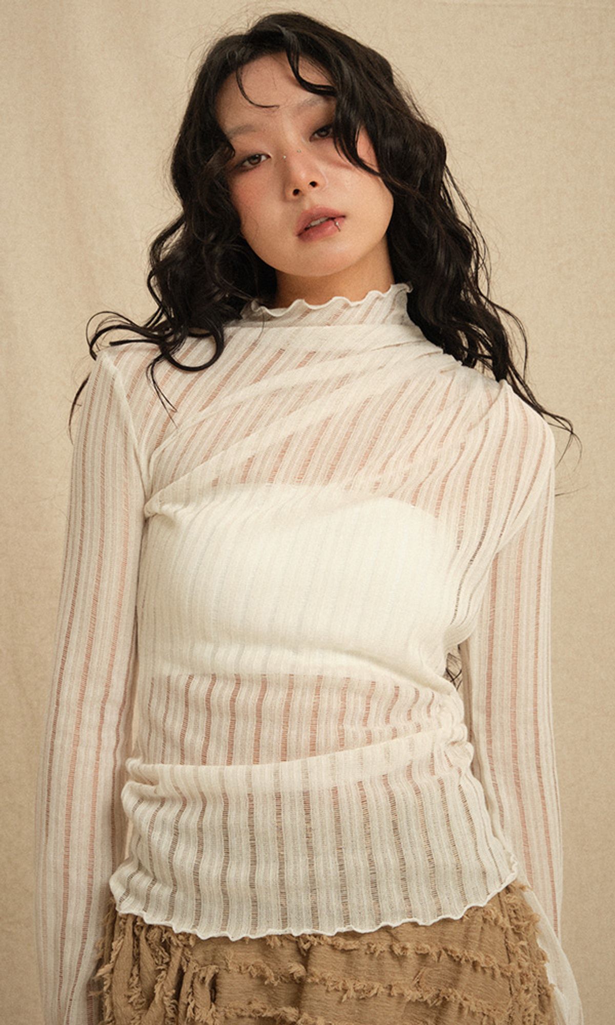 레큘리(RECULER) See-through turtleneck T-shirts Ivory (Ver. SS)