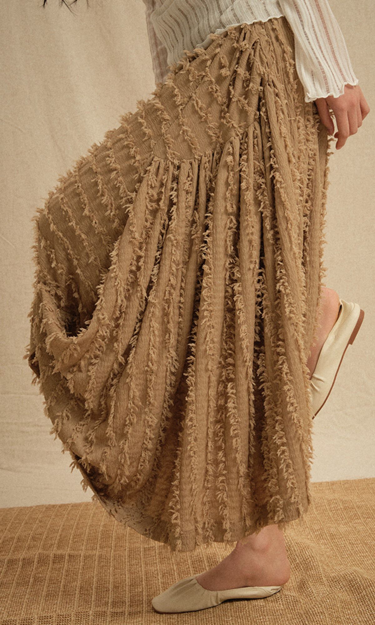 레큘리(RECULER) Ethnic drape long skirt Beige