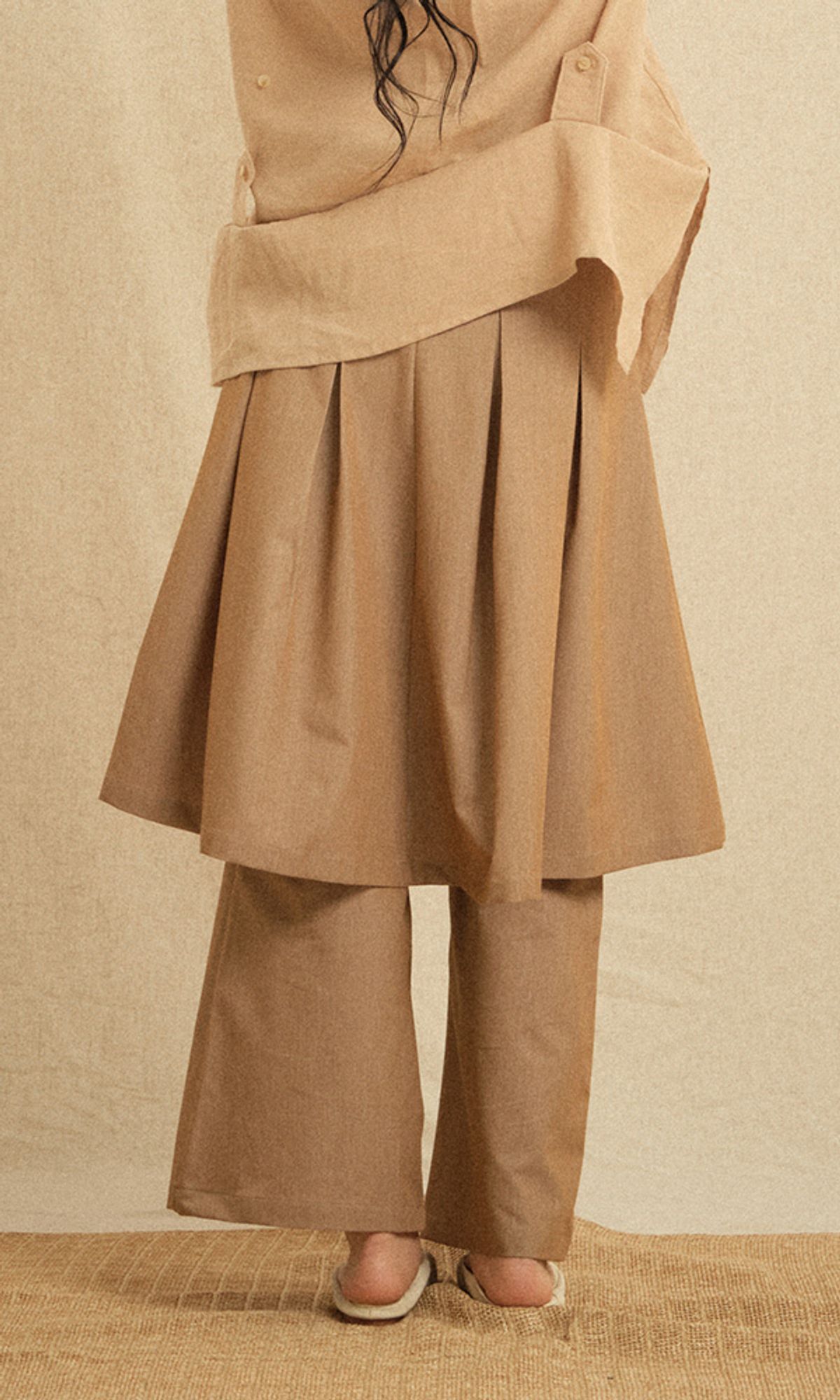 레큘리(RECULER) Skirt pants Beige (Ver. 26ss)