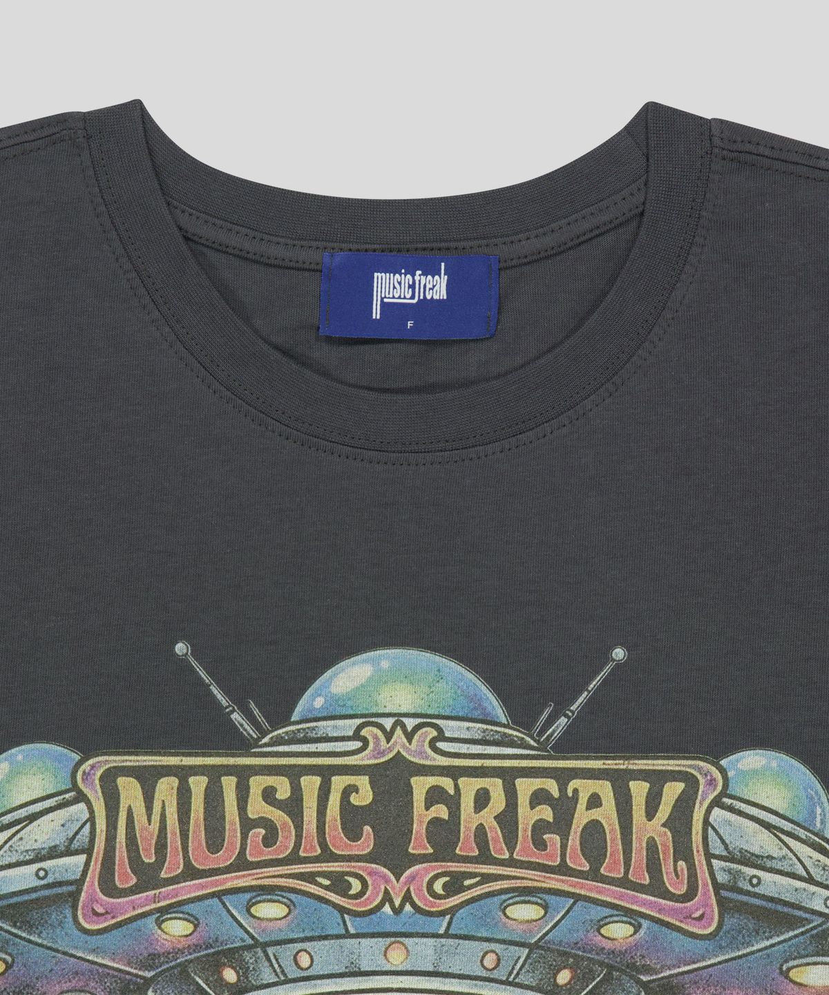 뮤직프리크(MUSICFREAK) Taken by the Sound T-Shirt - Charcoal
