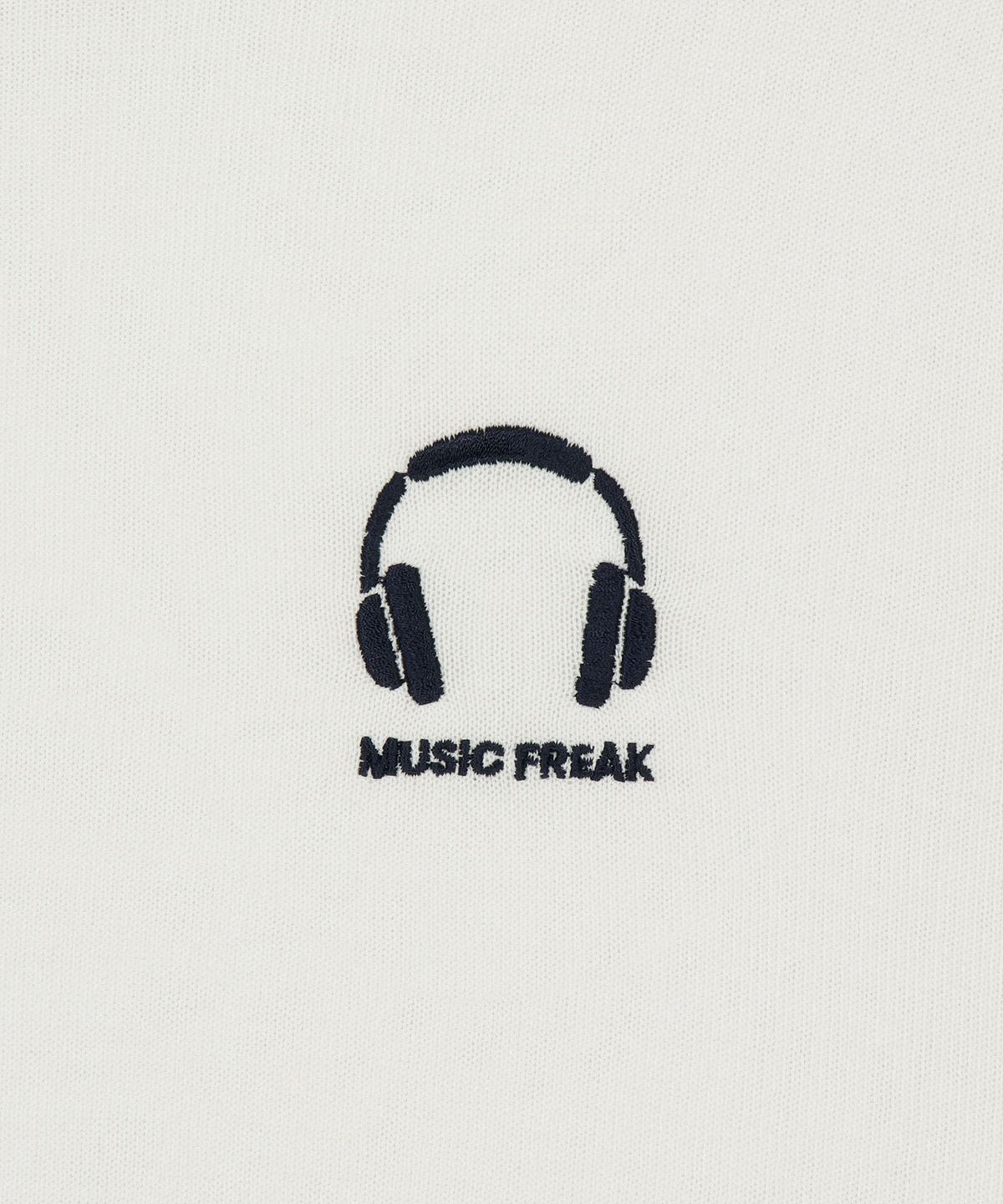 뮤직프리크(MUSICFREAK) (W) Haedphone Logo Stitch Round Knits - IVORY