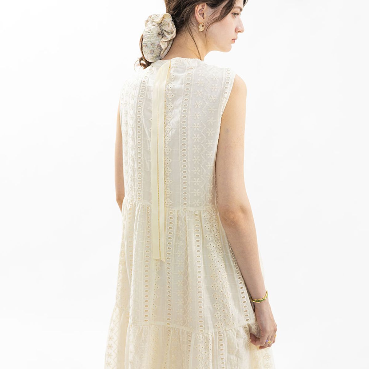 웬스데이딜라잇(WEDNESDAY DELIGHT) WD_Pure mood lace ribbon dress_IVORY