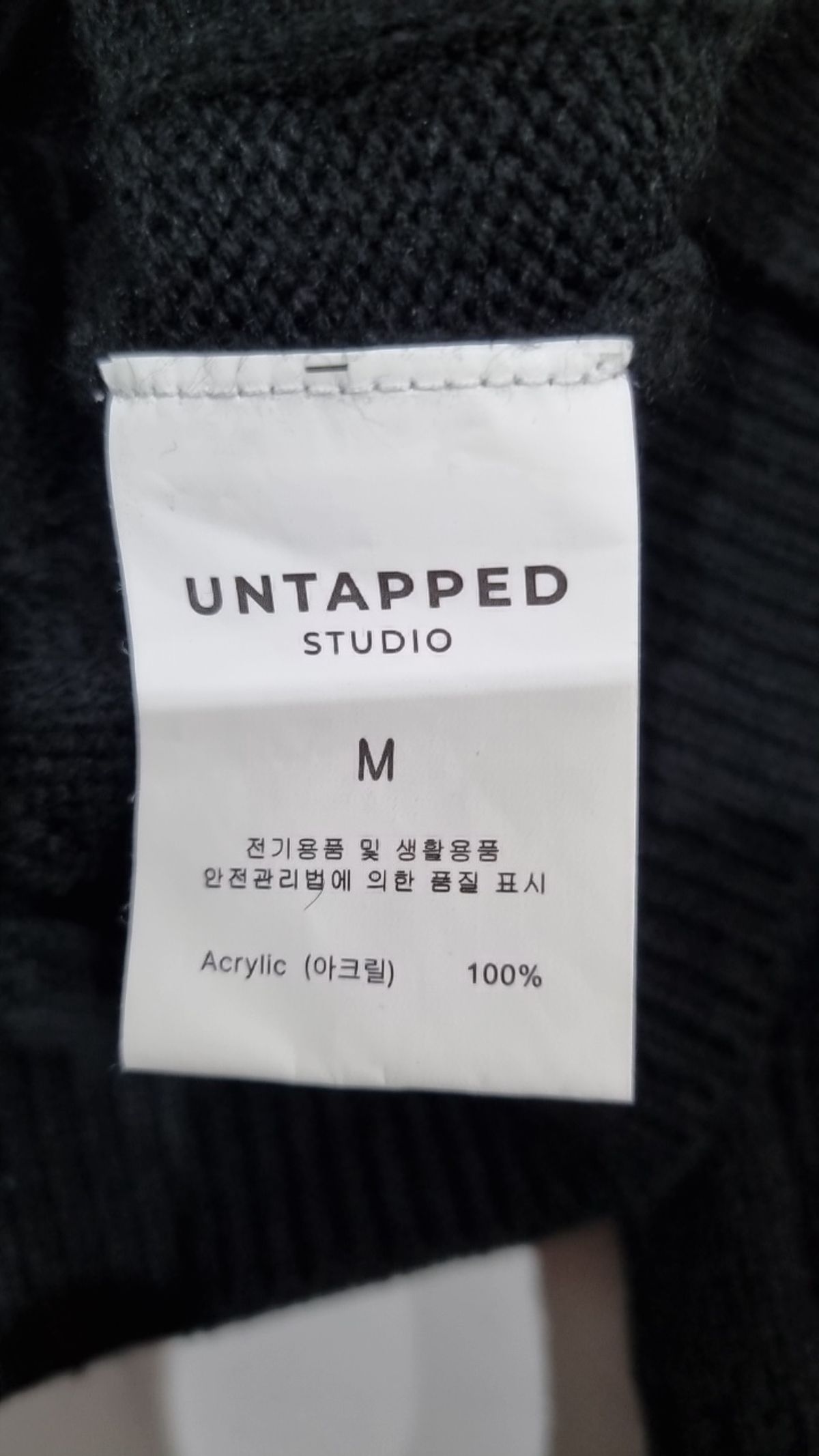 언탭트 스튜디오(UNTAPPED STUDIO) 니트/스웨터 M